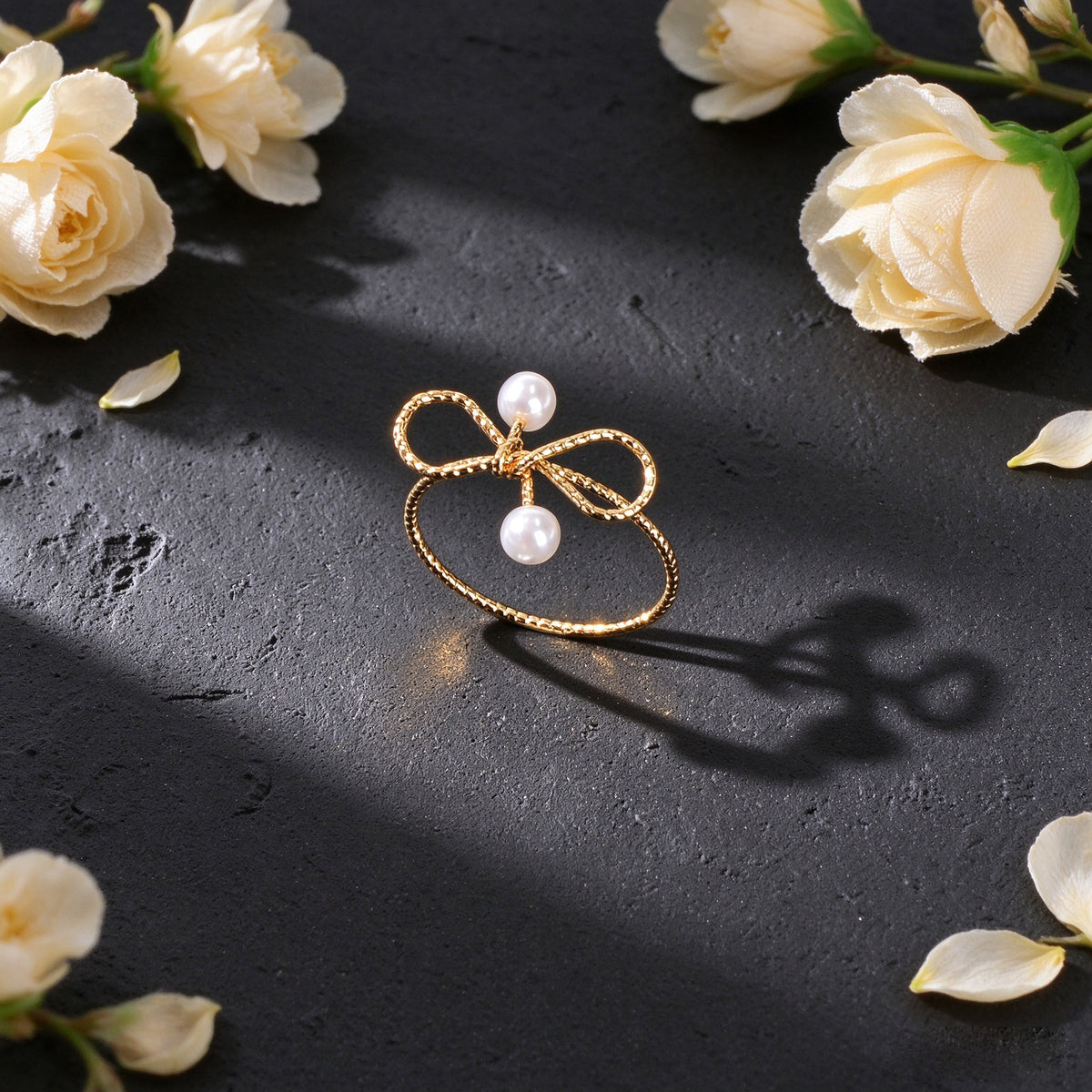 Sweet Style Beads Decor Gold Bow Finger Ring Wedding Engagement Jewellery Gift