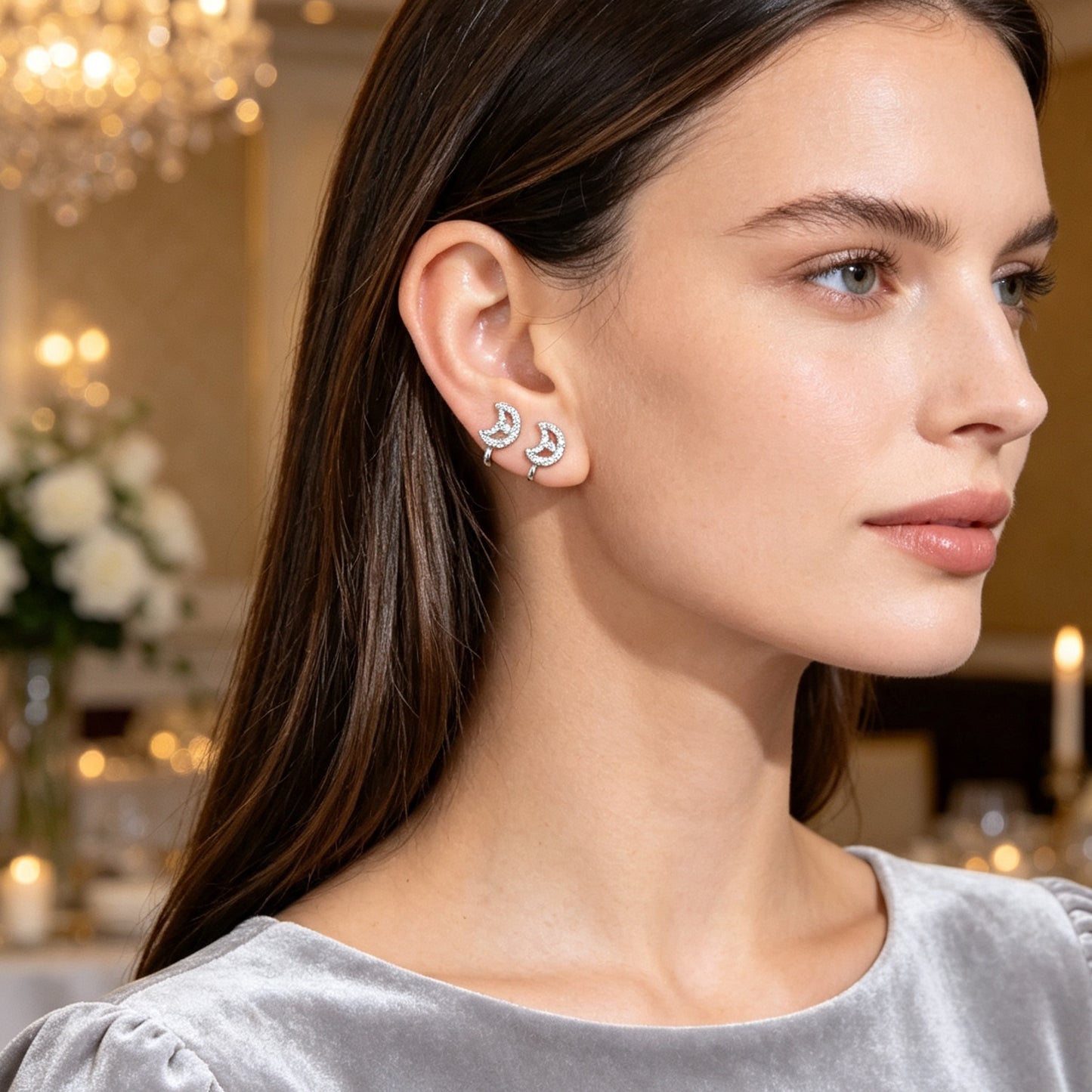 2pcs Silver Rhinestone Crescent Moon No Piercing Ear Cuffs Party Daily Jewellery