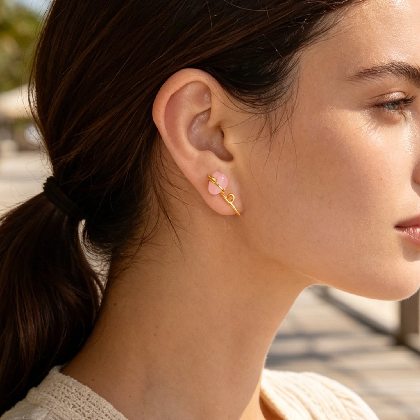 2pcs Boho Pink Stone Clip‑On Ear Cuffs Gold No Piercing Earrings Simple Jewelry