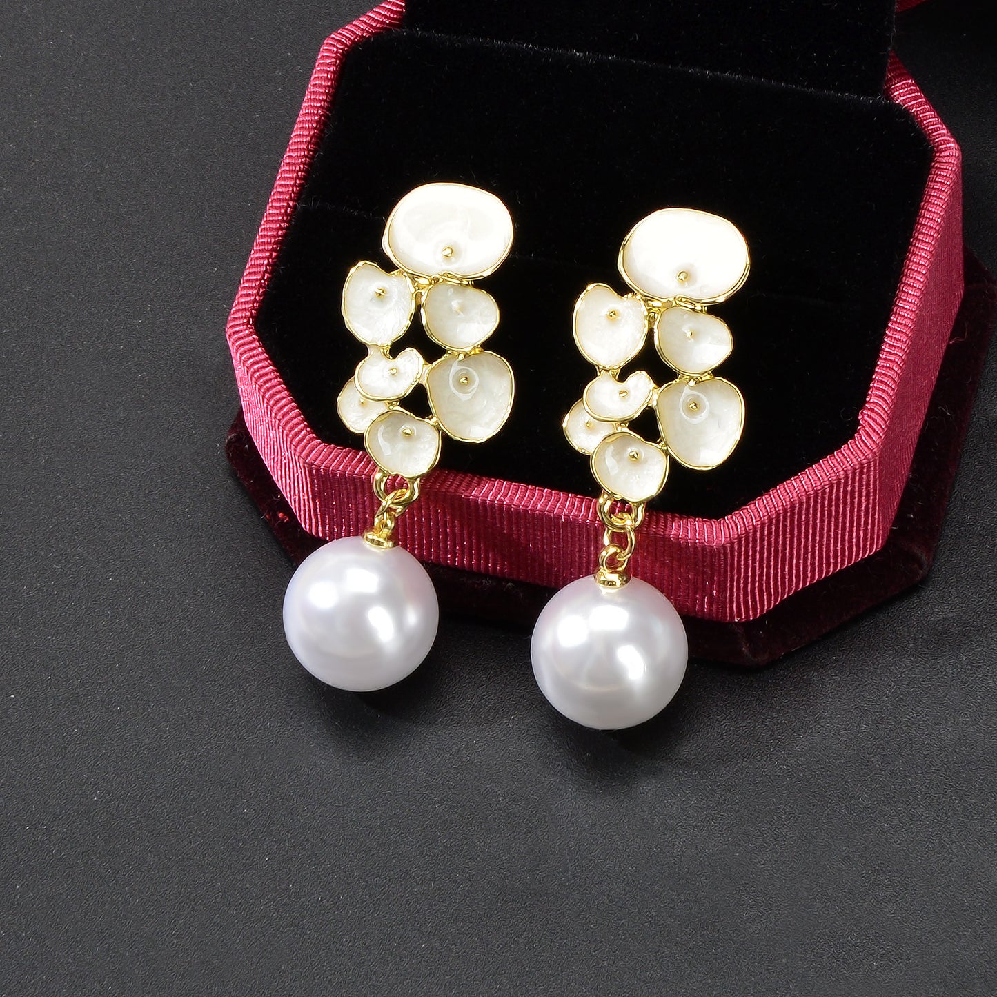 Elegant Imitation Pearl Decor White Enamel Flower Dangle Earrings Party Jewelry