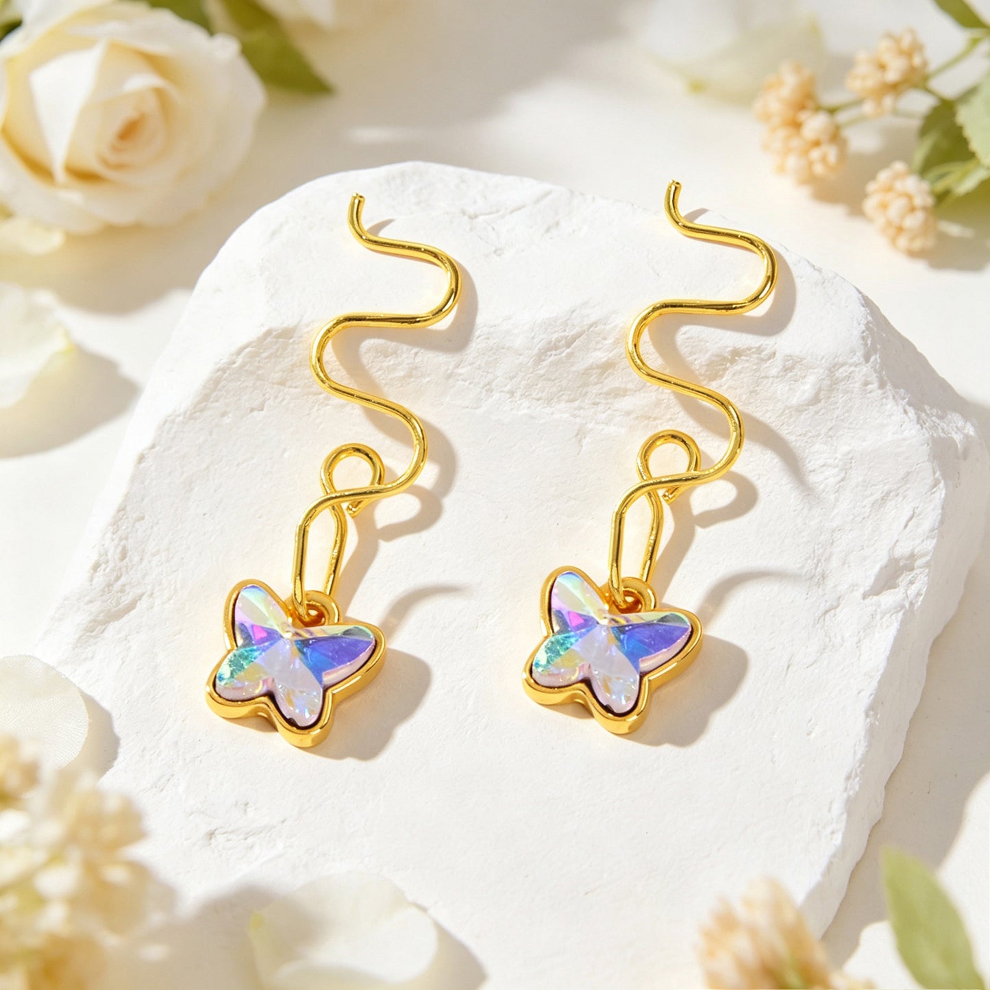 Gradient Butterfly Ear Cuffs No Piercing Gold Wavy Wire Non-Pierced Ear Clips
