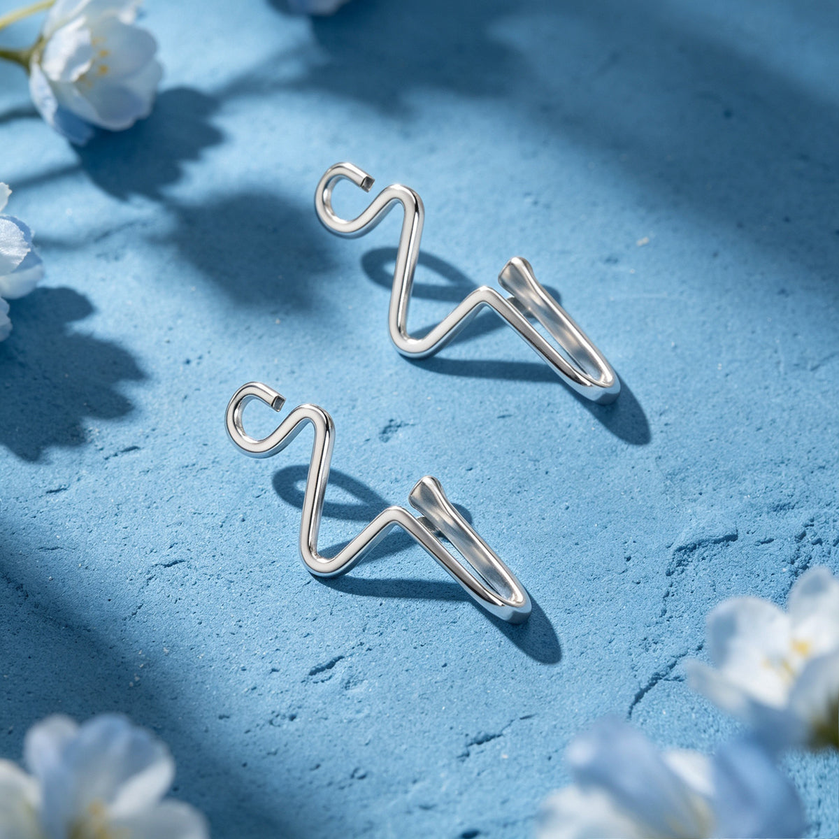 2pcs Silver Alloy Ear Cuff No Piercing Earrings Unique EKG Wave Cartilage Clip