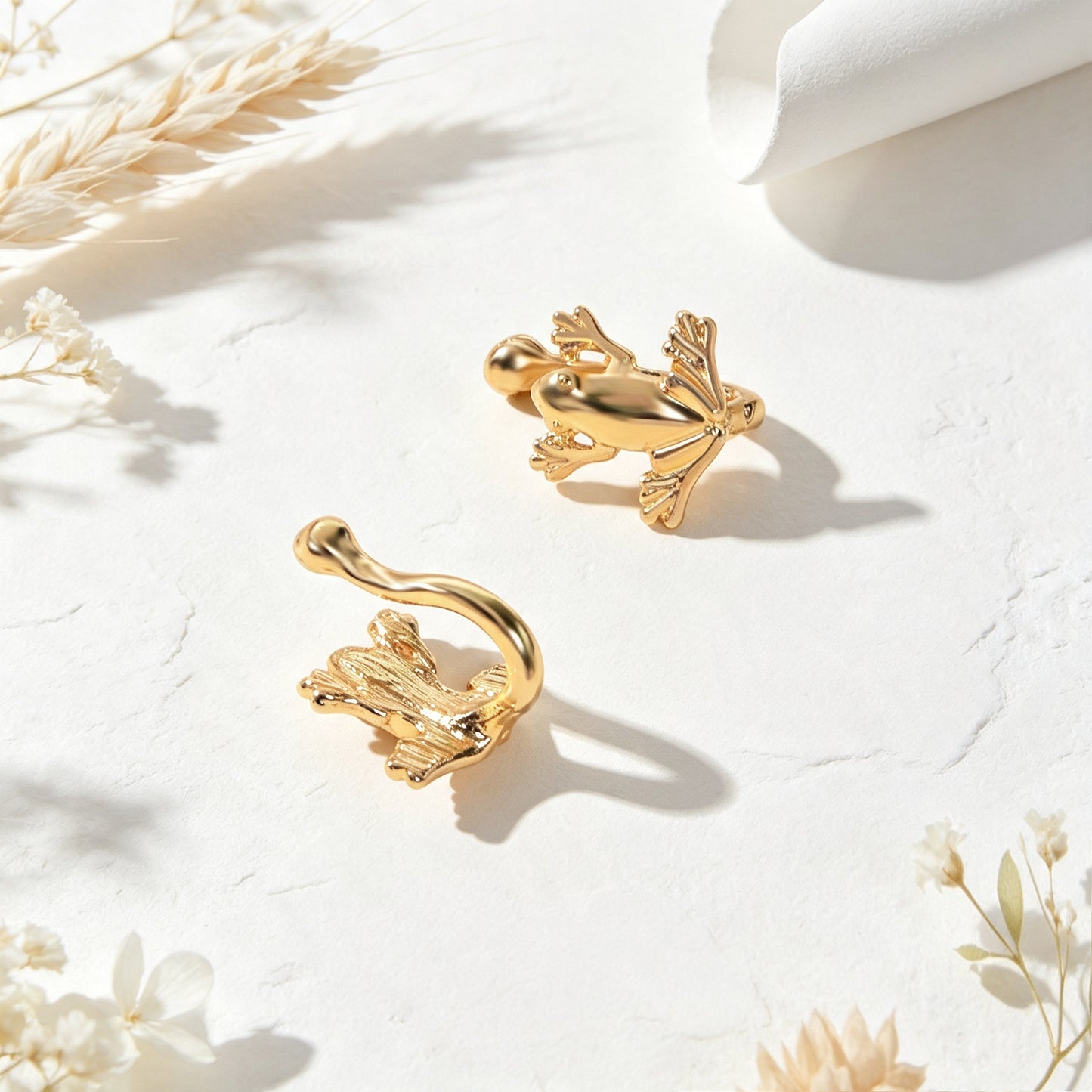 2pcs Gold Tiny Flower Ear Cuffs Non-Pierced Cartilage Ear Clips Dainty Jewellery