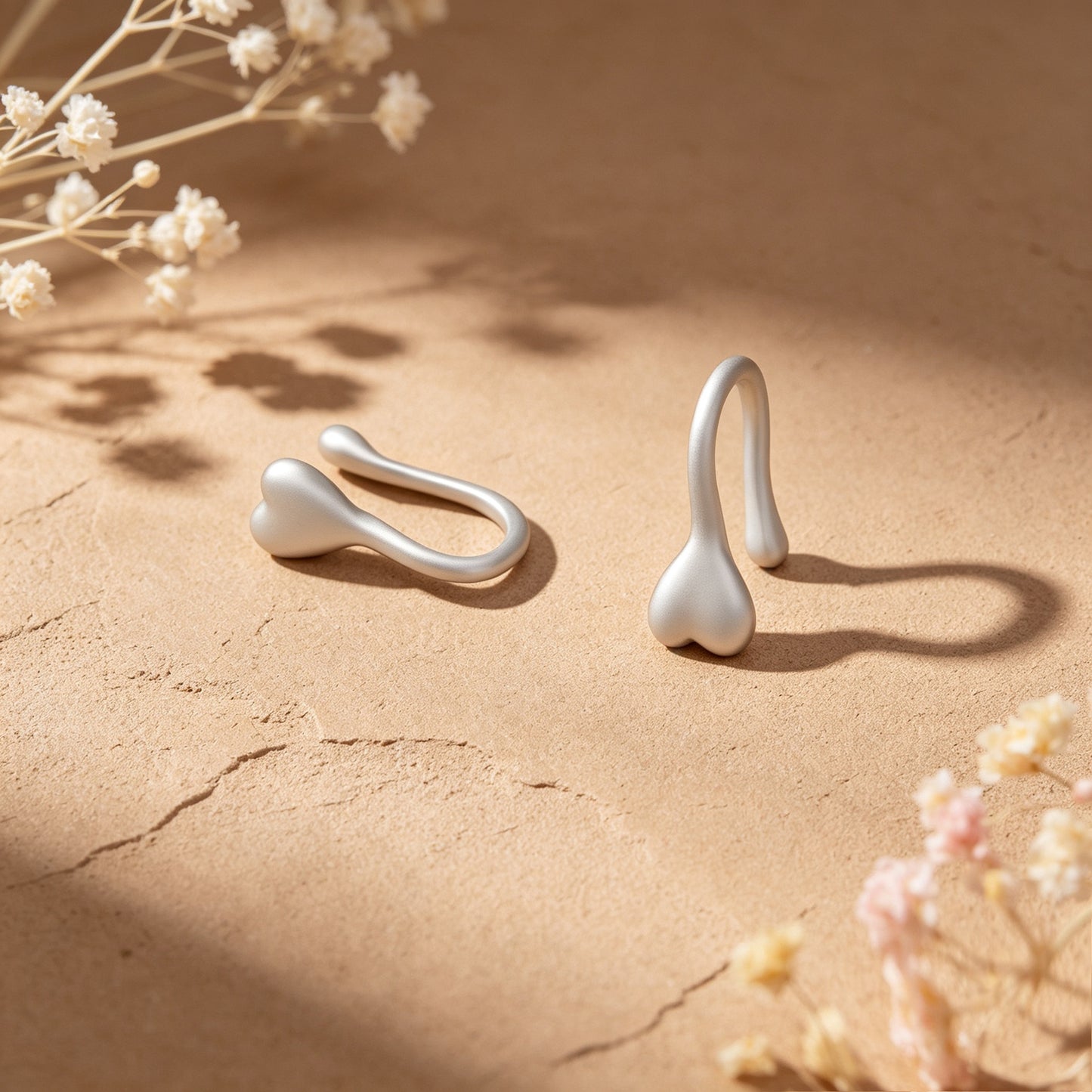 2pcs Minimalist Fashion Heart Silver Tiny Dainty Love Non perforated Ear Clips