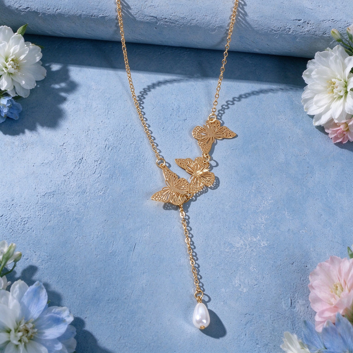 Elegant Hollow Butterfly Y Necklace Gold Chain Faux Pearls Pendant Party Jewelry