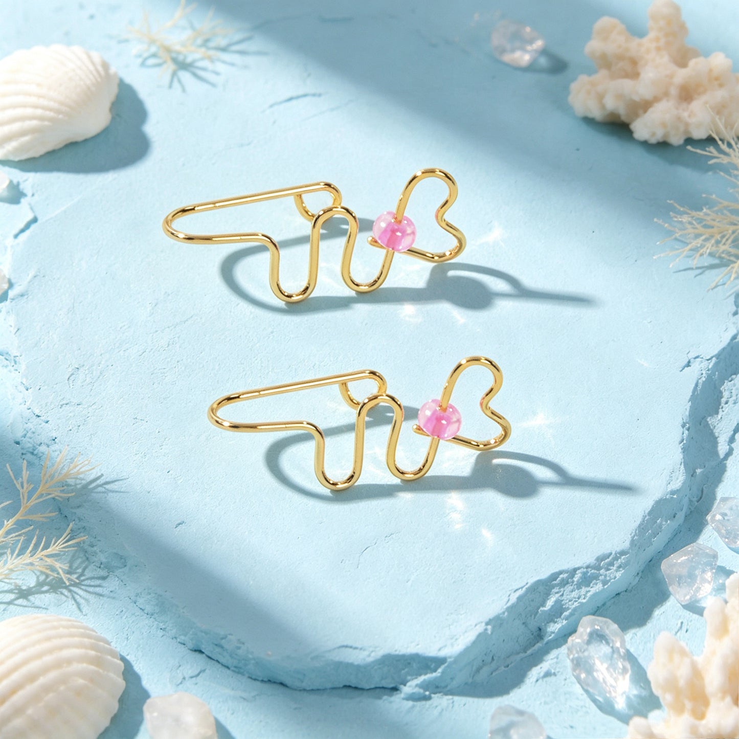 2pcs Delicate Gold Wavy Heart Ear Cuff Pink Bead Non-Pierced Cartilage Ear Clip