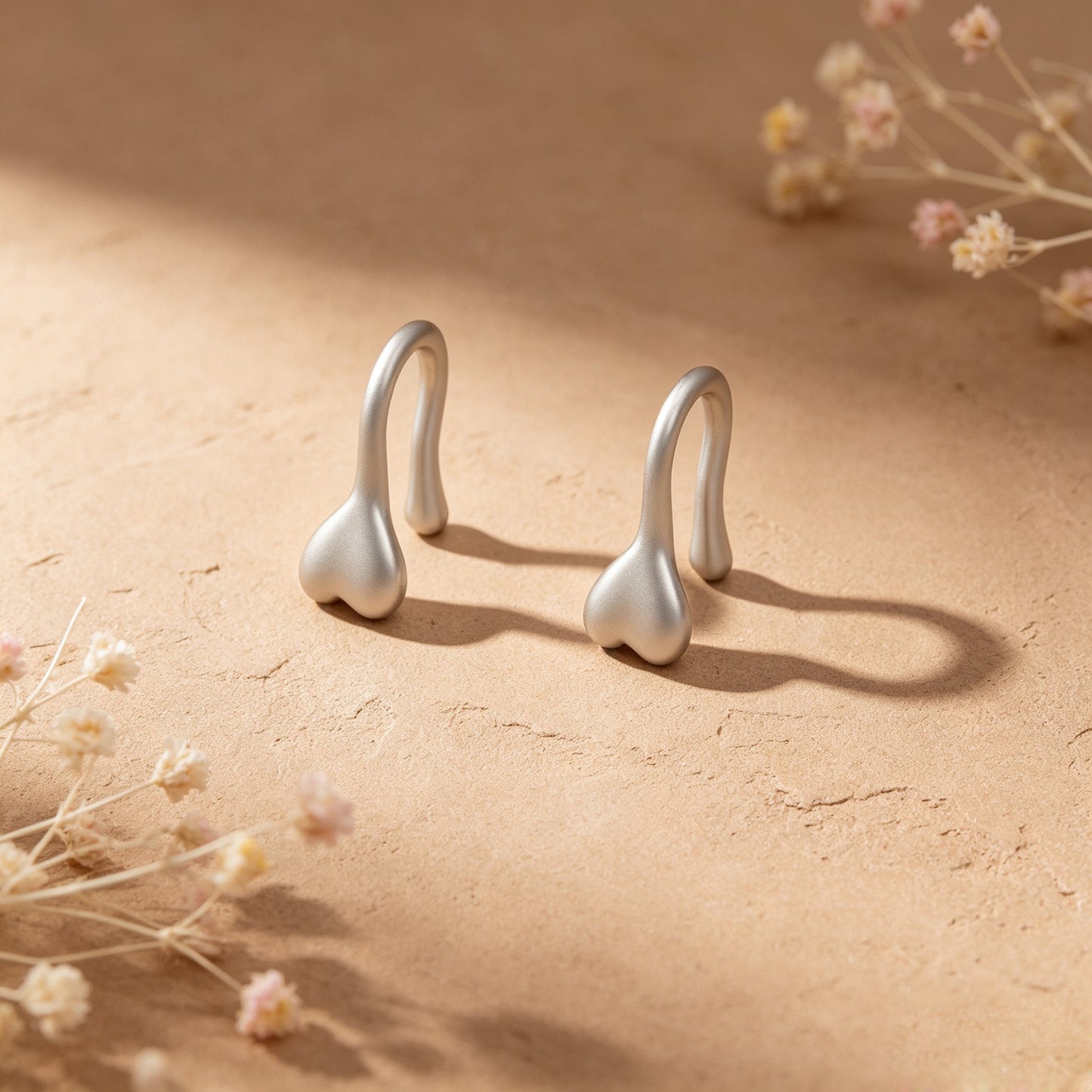 2pcs Minimalist Fashion Heart Silver Tiny Dainty Love Non perforated Ear Clips
