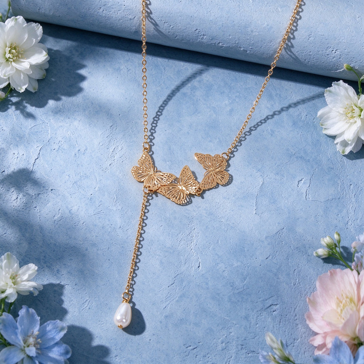 Elegant Hollow Butterfly Y Necklace Gold Chain Faux Pearls Pendant Party Jewelry