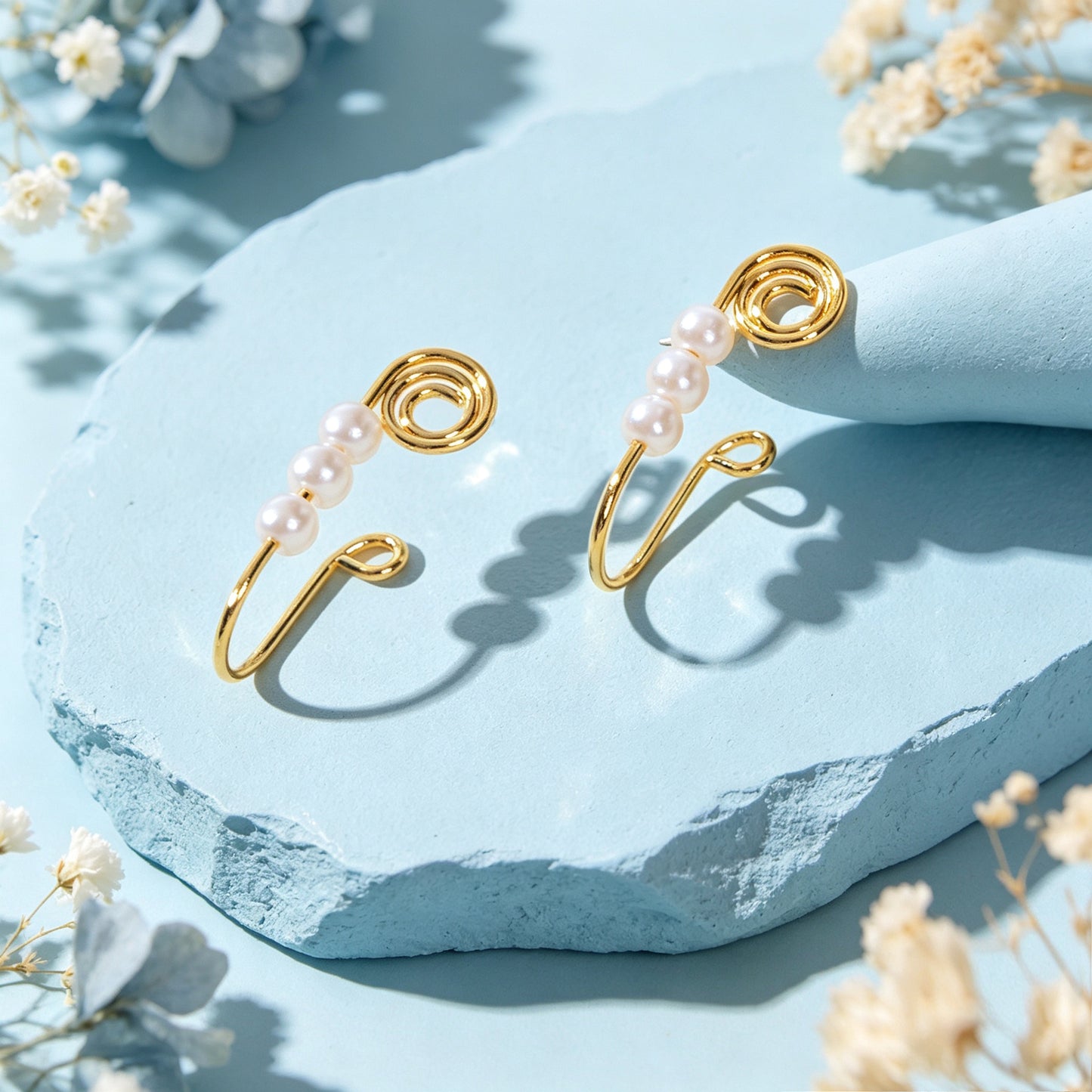 2pcs Imitation Pearl Spiral Wire Ear Cuffs No Piercing Gold Cartilage Ear Clips
