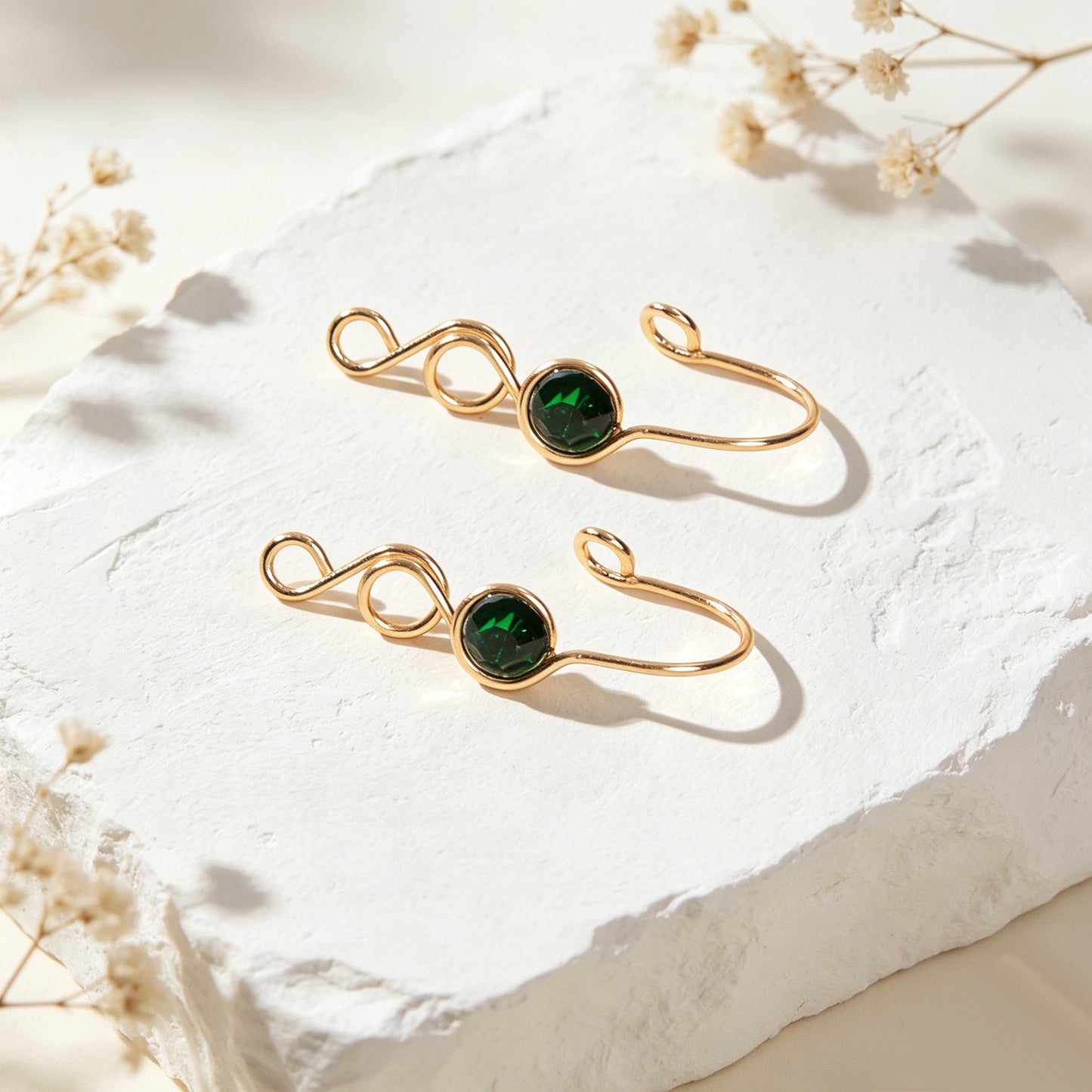 2pcs Vintage Green Imitation Crystal Spiral Clip On Earring Non Pierced Ear Cuff