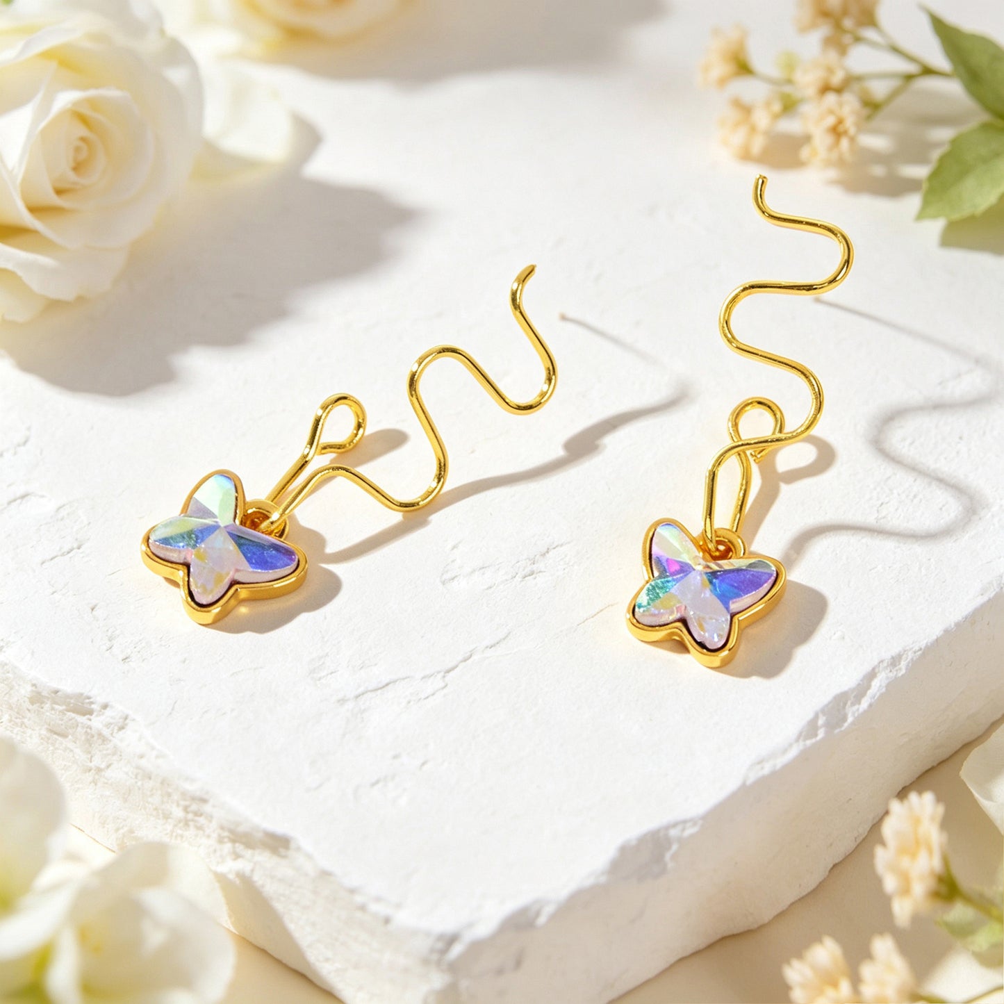 Gradient Butterfly Ear Cuffs No Piercing Gold Wavy Wire Non-Pierced Ear Clips