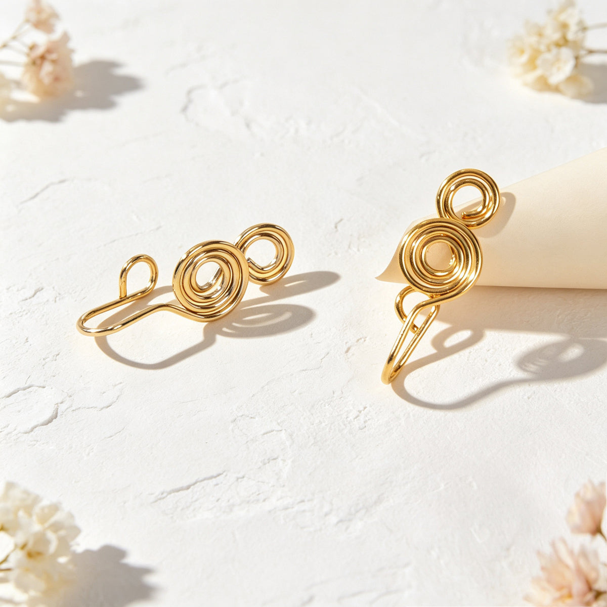 2pcs Punk Spiral Clip‑On Ear Cuffs Gold Non‑Pierced Earrings Fashion Jewellery
