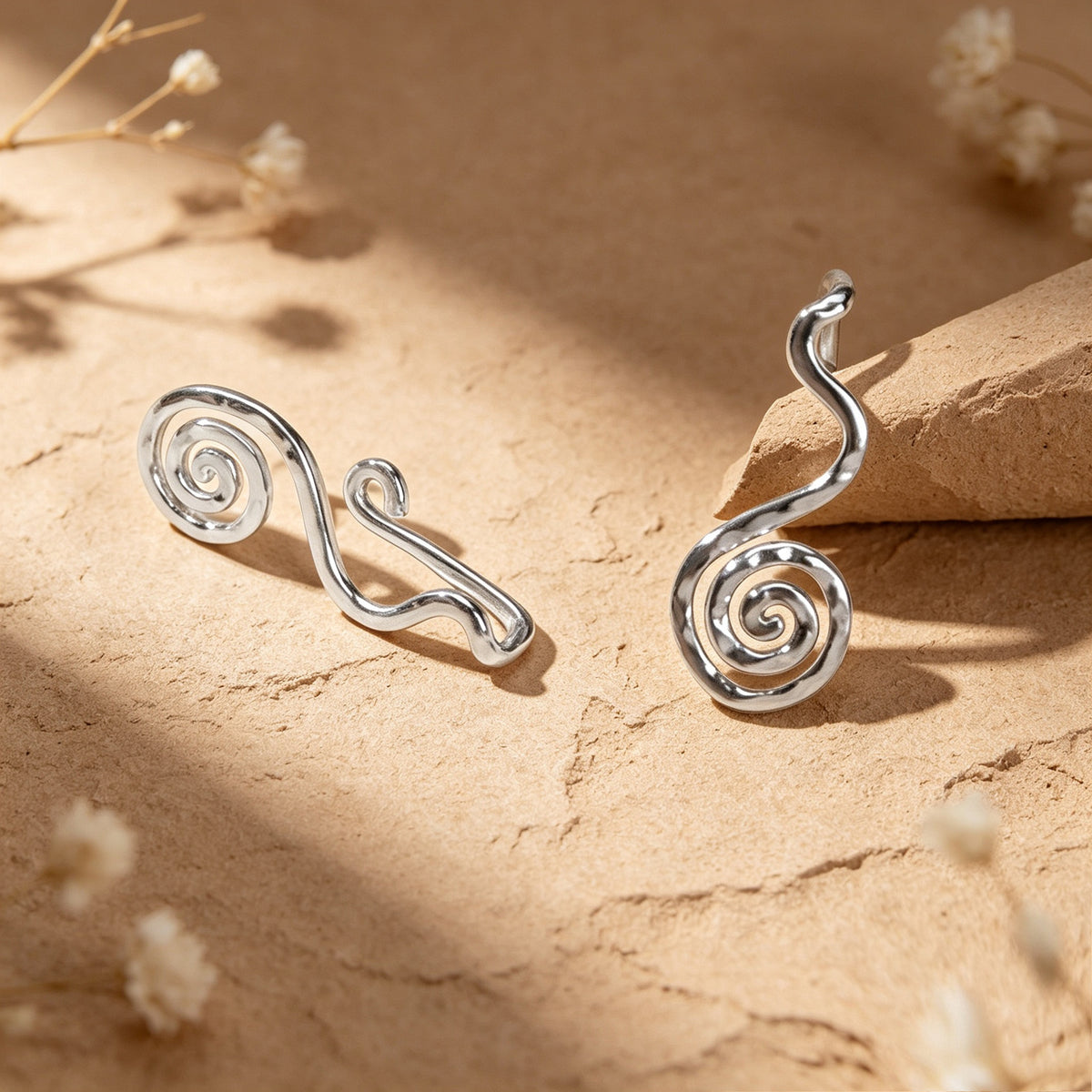 2pcs Punk Silver No Piercing Clip‑On Earring Simple Ear Cuff Non‑Pierced Jewelry