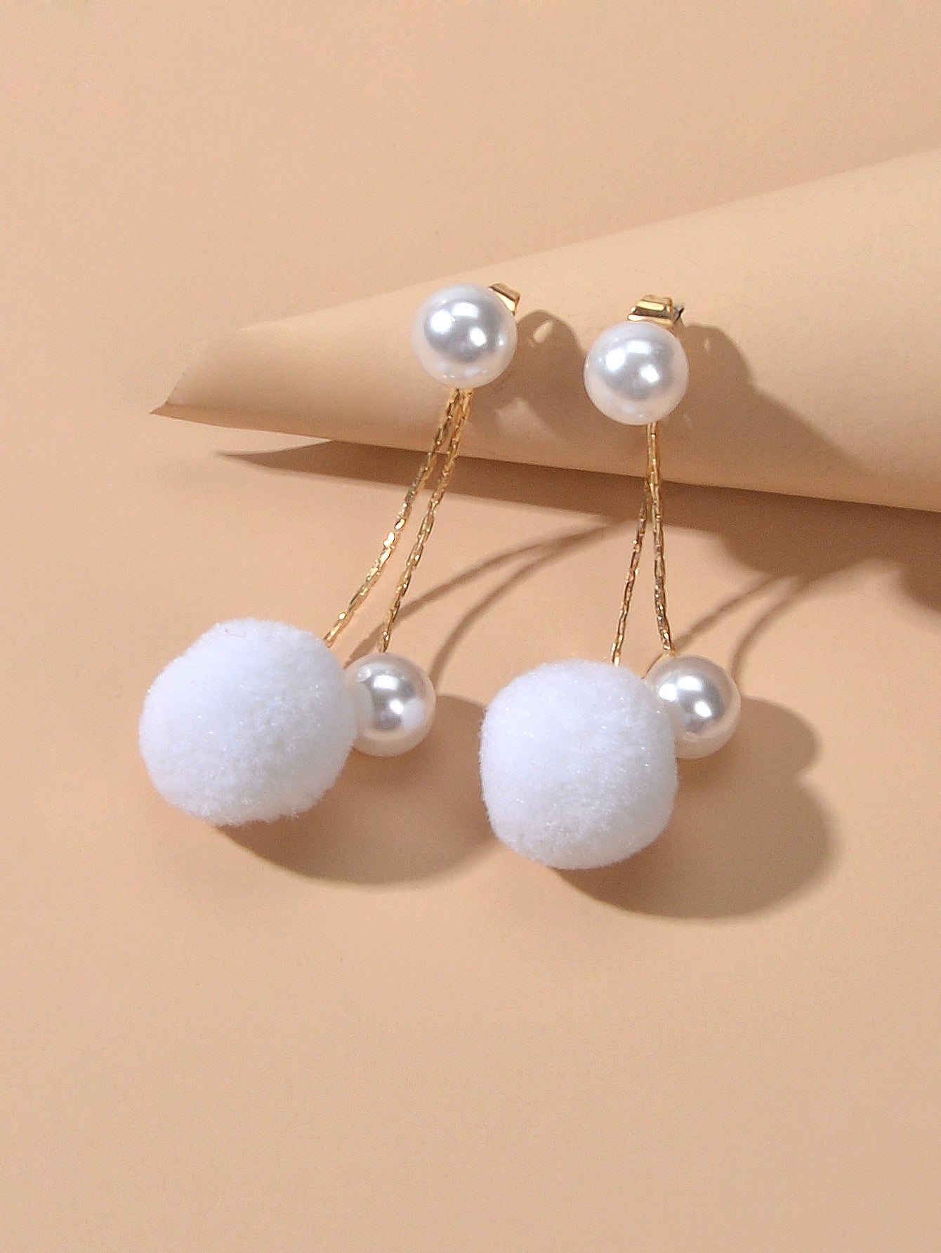 Retro Gold Chain Pearl Decor Ball Dangle Earrings Designer Jewellery Ear Jacket