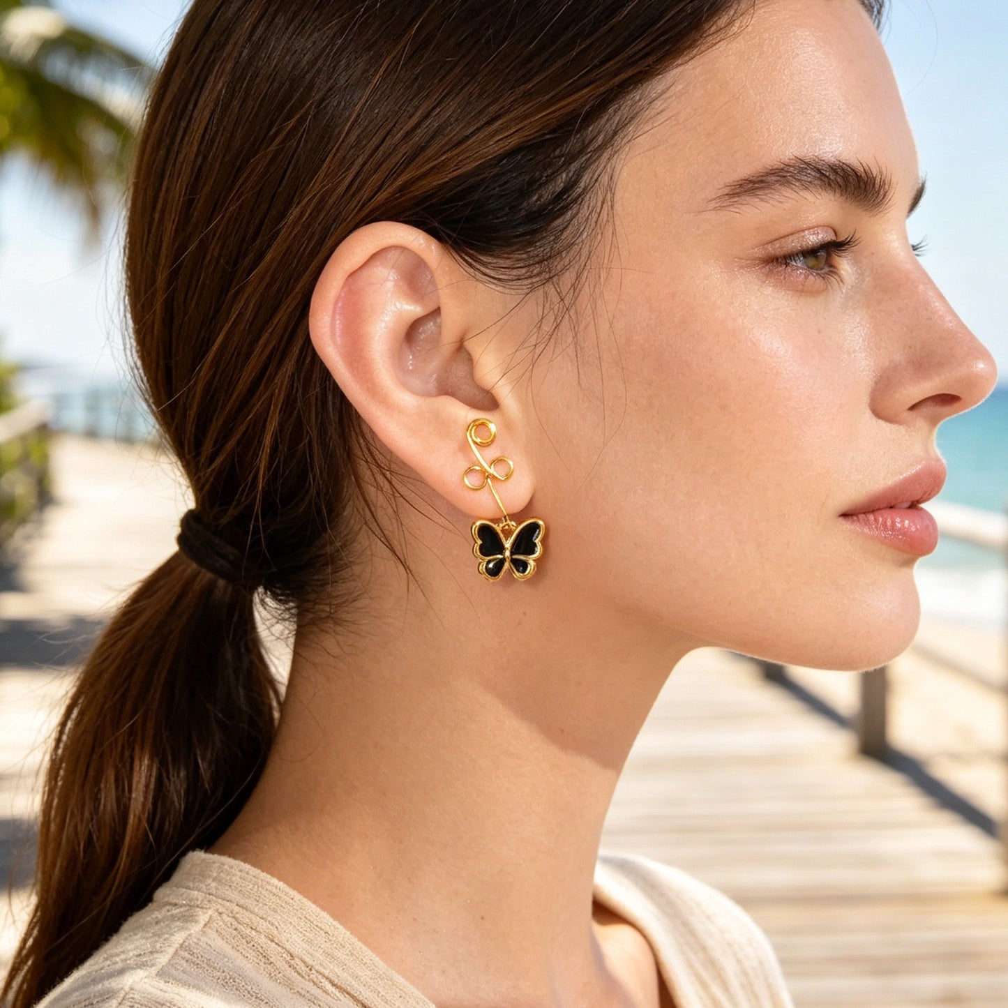 2pcs Vintage Butterfly Ear Cuffs Trendy Black Enamel Gold No Piercing Earrings