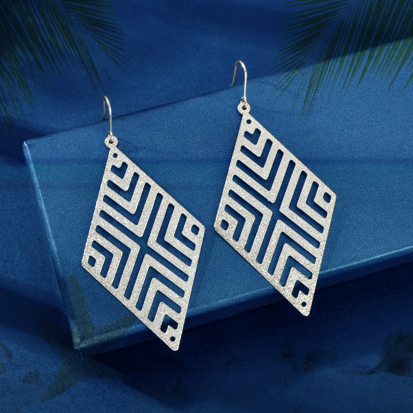 Stylish Cutout Geometric Pendant Earrings Contemporary Hollow Modern Jewellery