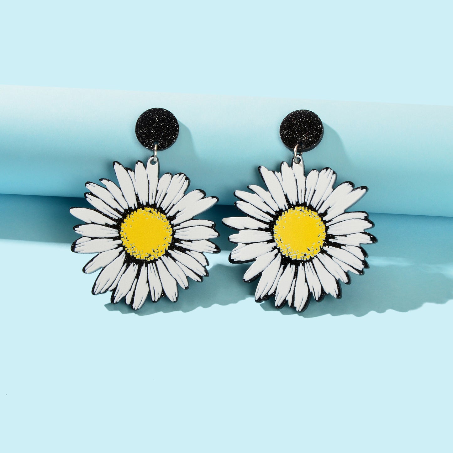 Romantic White Flower Daisy Acrylic Dangle Earrings Women Party Holiday Jewelry