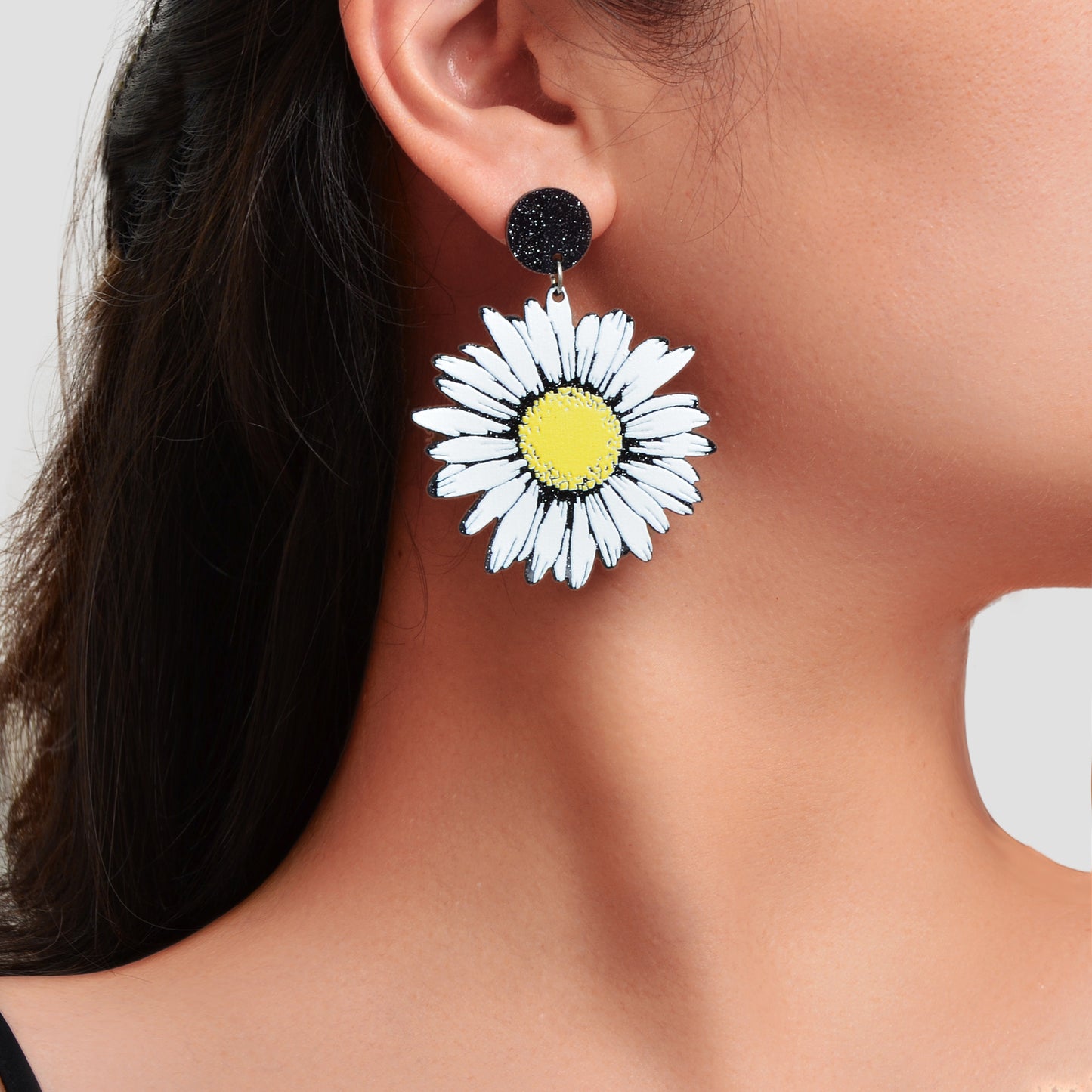 Romantic White Flower Daisy Acrylic Dangle Earrings Women Party Holiday Jewelry
