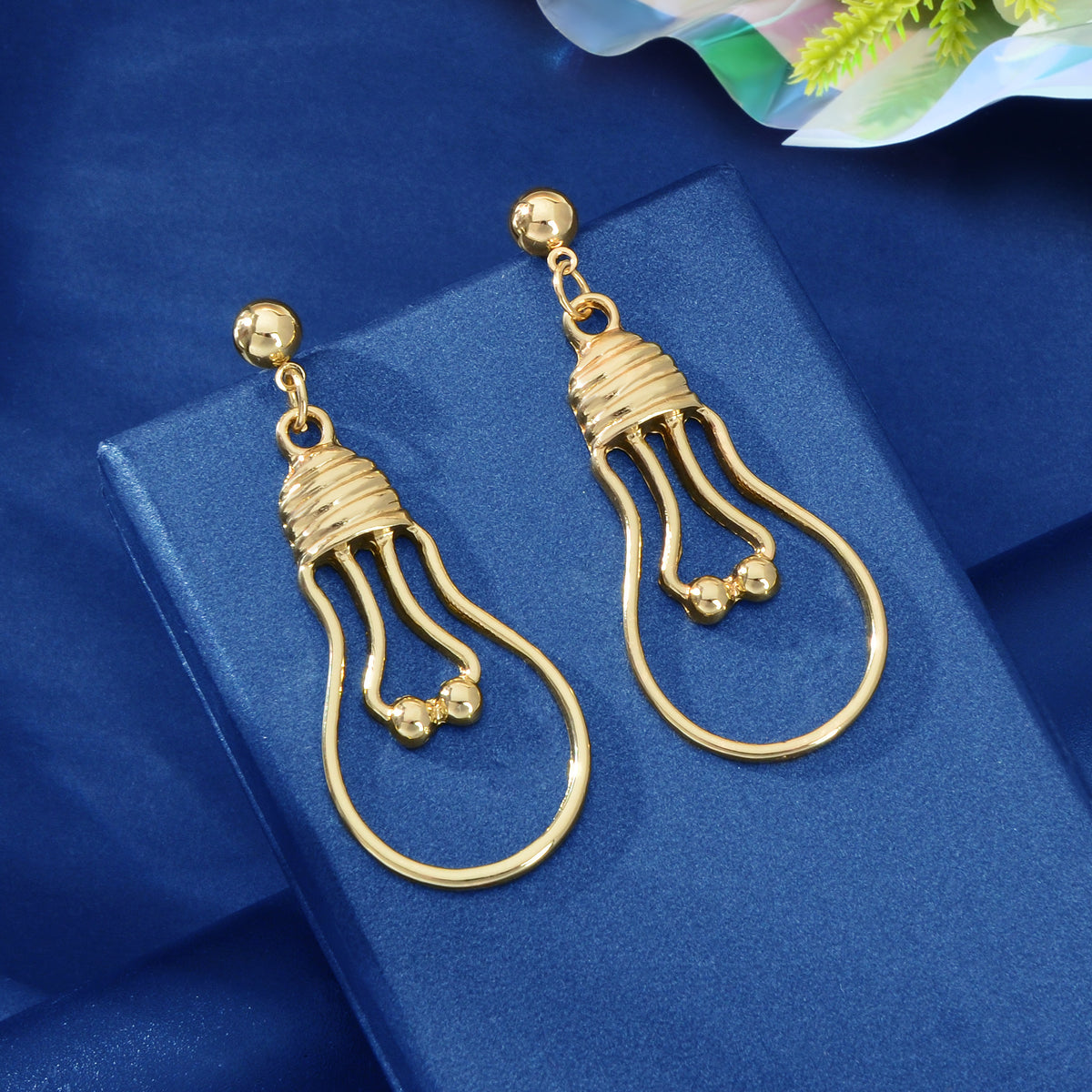 Punk Jewelry Gold Silver Metal Light Bulb Drop Statement Stunning Stud Earrings