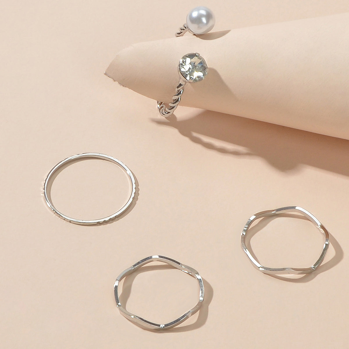4 pcs Trendy Minimalist Silver Geometric Stackable Multiple Midi Finger Ring Set