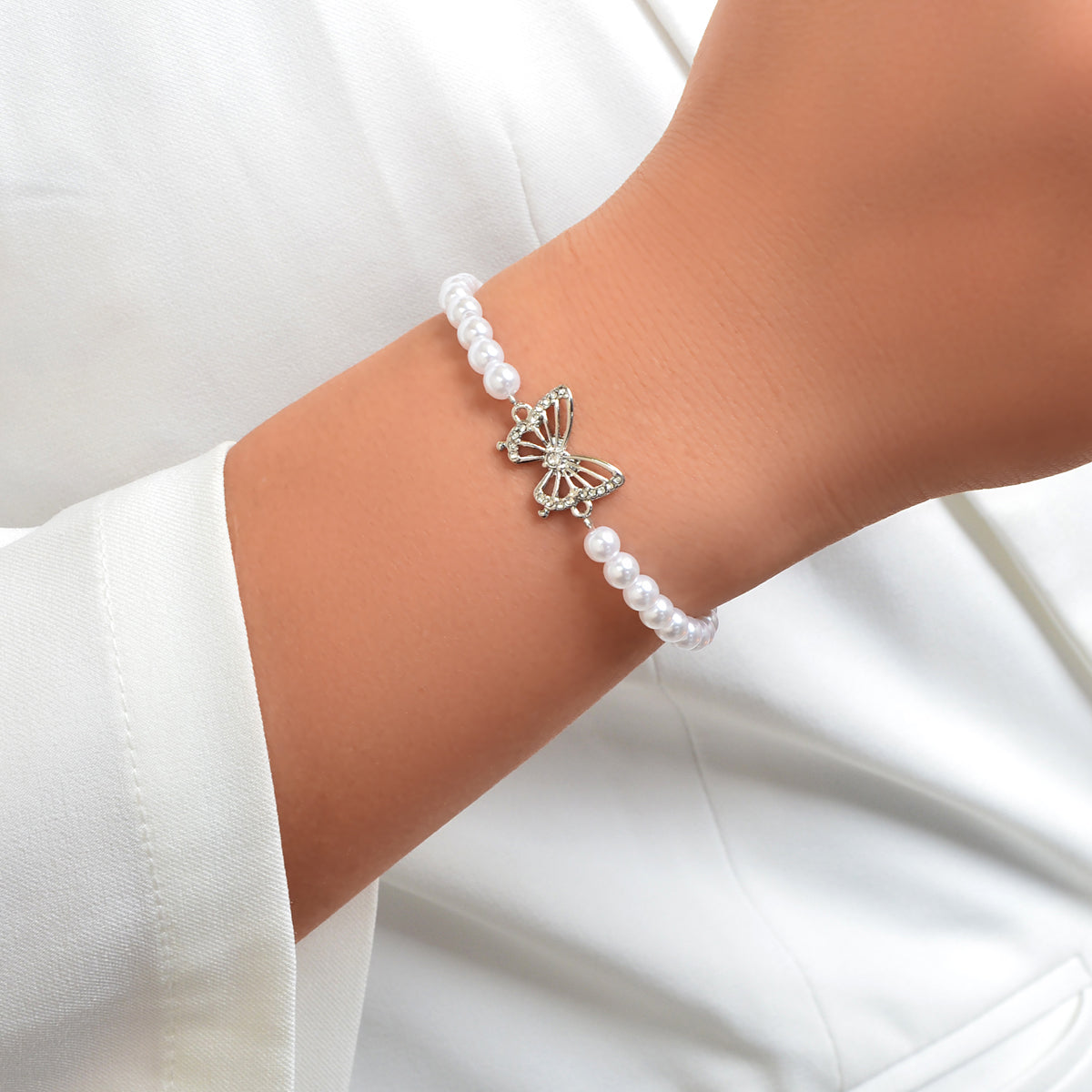Fashion Jewellery Rhinestone Butterfly Charm Pearl Sliding Adjustable Bracelet