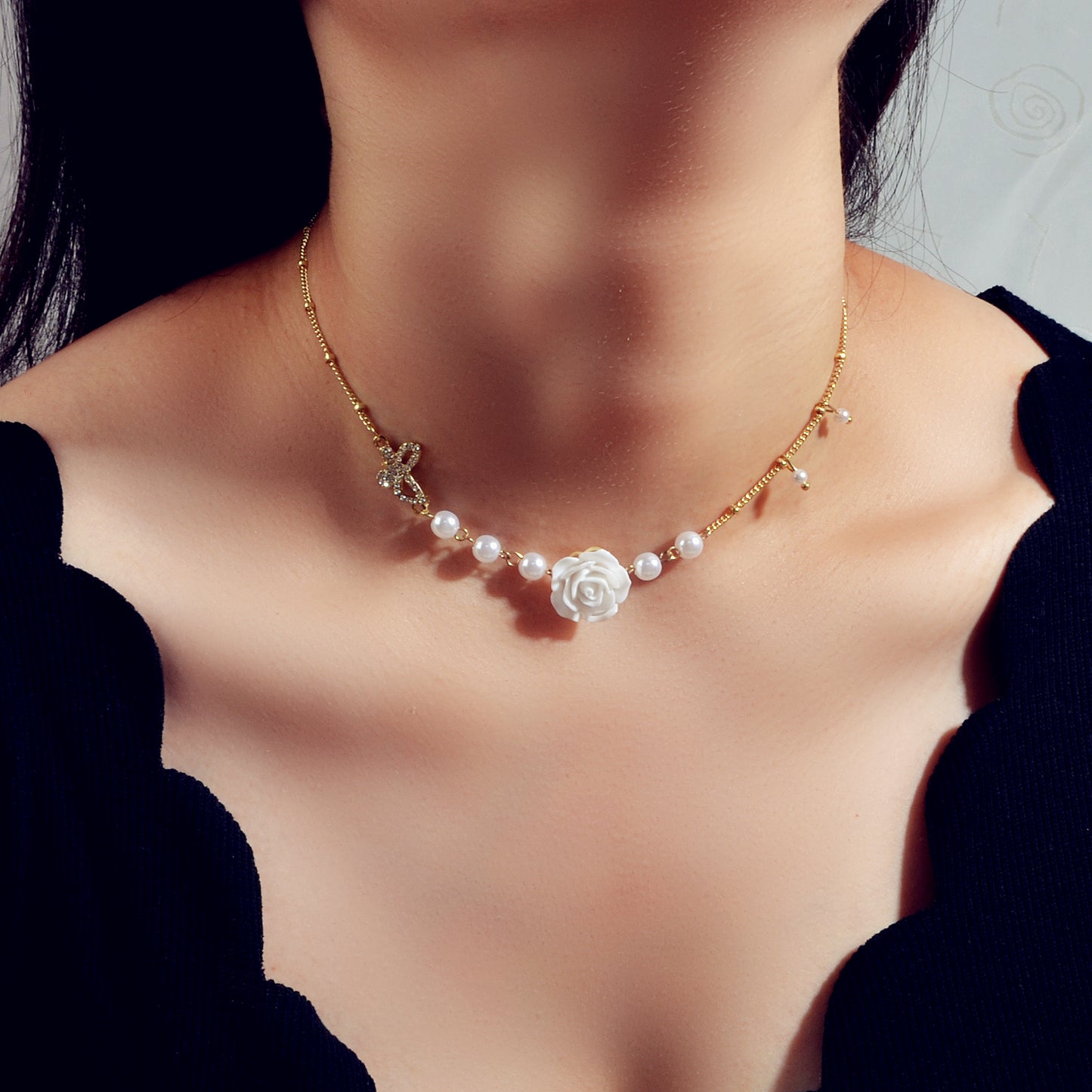 Textured Wedding Pearl Beads Gold Chain Butterly White Flower Collar Necklace