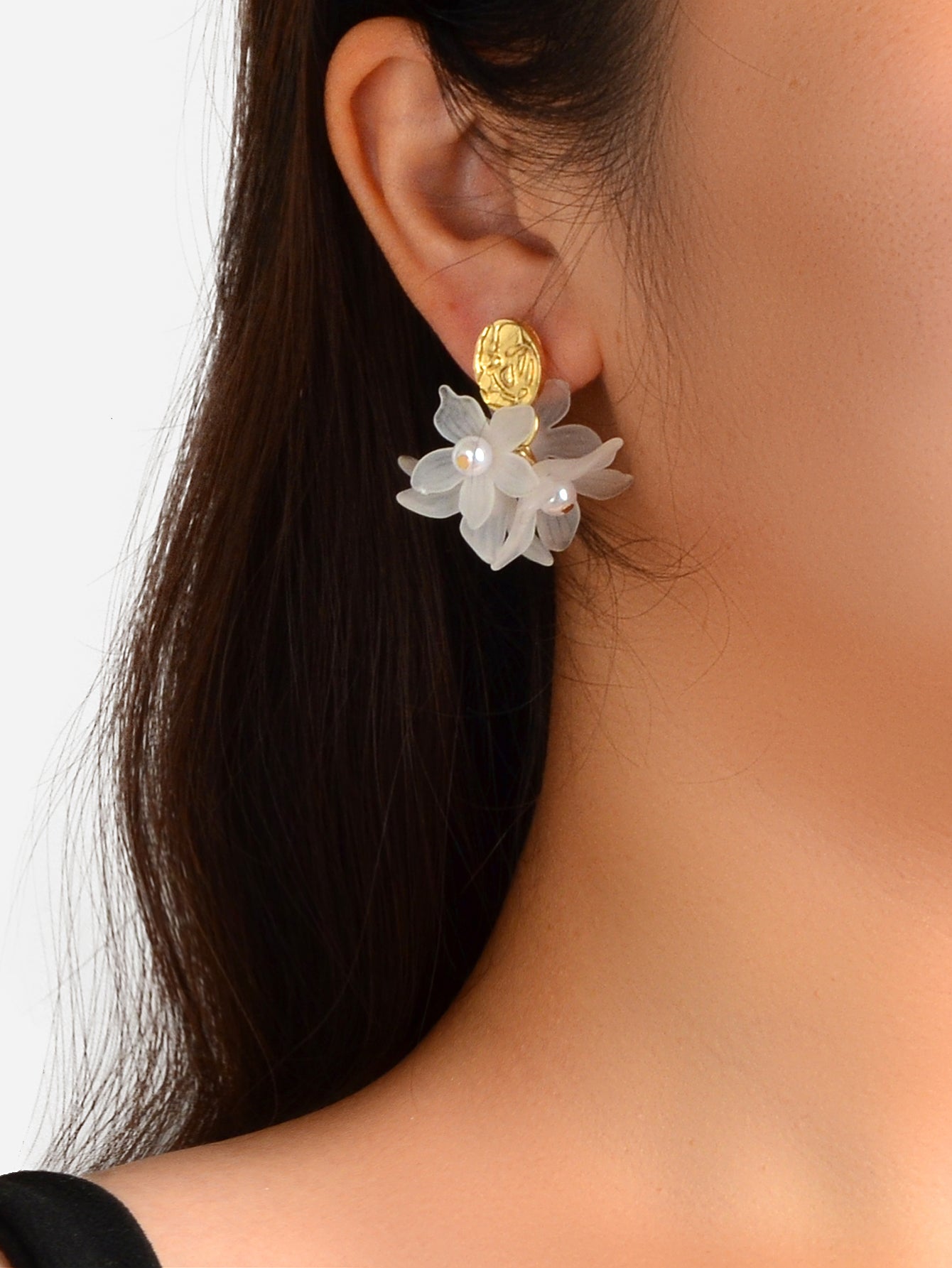 Boho Luxury White Resin Petal Drop Flower Exaggerated Floral Earrings for Women