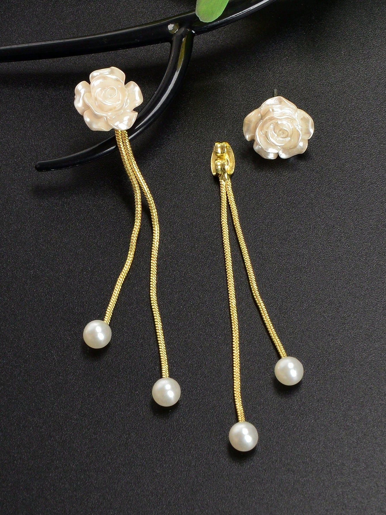 Romantic Resin Flower Pearl Charm Long Gold Chain Pendant Earrings Women Date