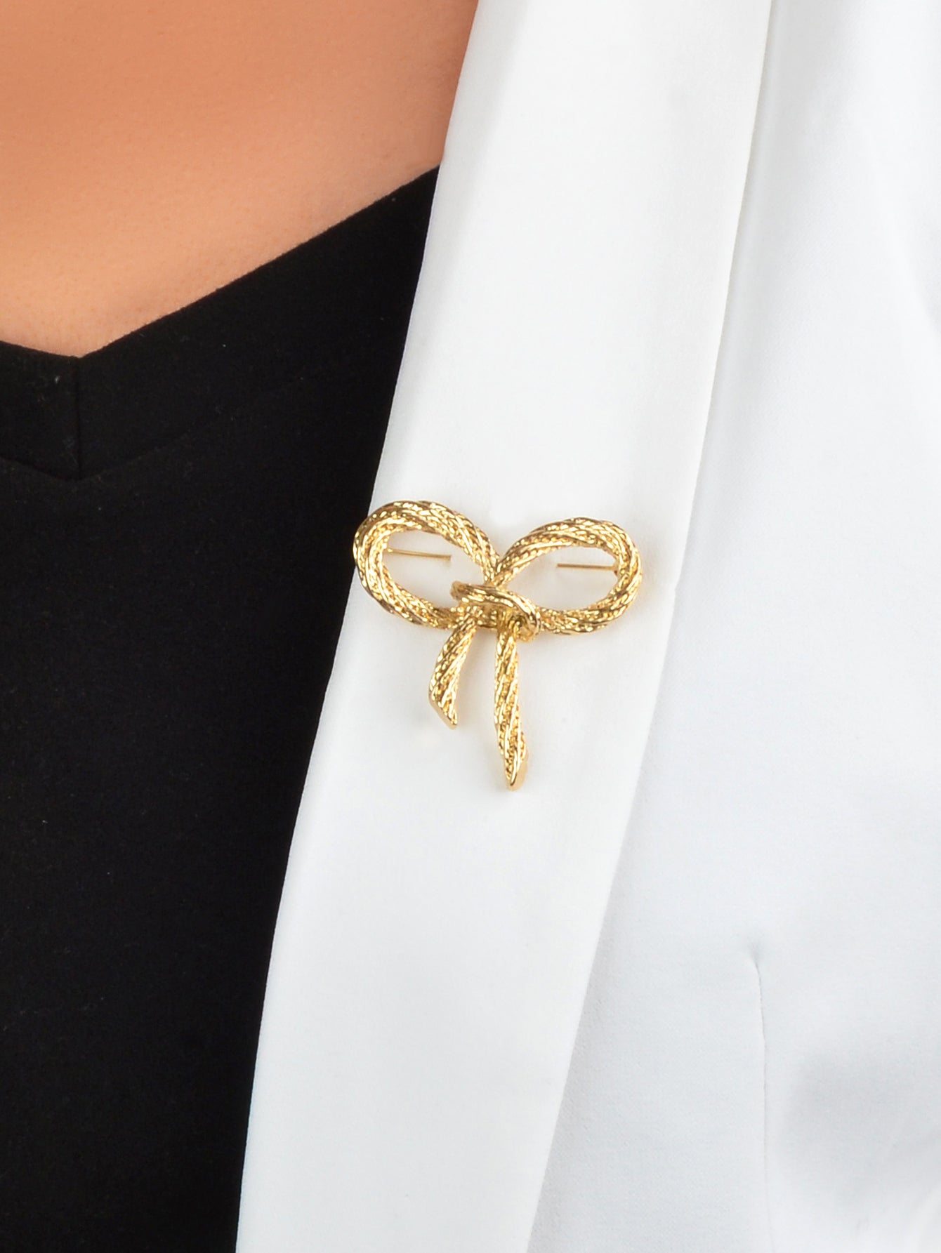 Gold Metal Bow Tie Brooch Collar Diwali Pin Badge Elegant Women Dress Accessory