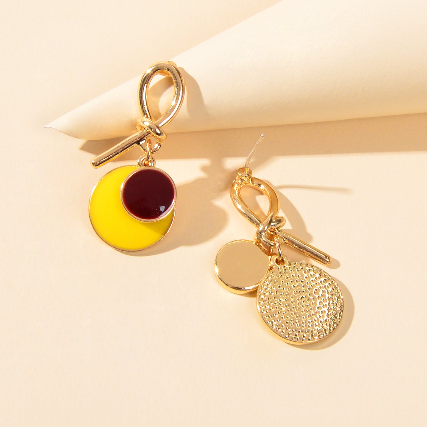 Yellow Enamel Round Dangle Geometric Earrings Y2k Style Sensitive Ears Studs