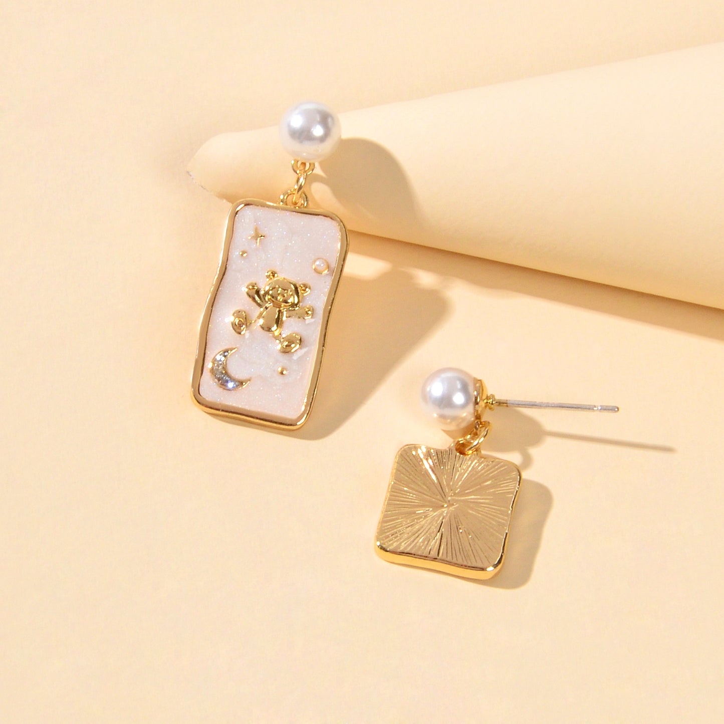 Funny Pearl White Enamel Bear Planet Star Pattern Square Asymmetric Earrings
