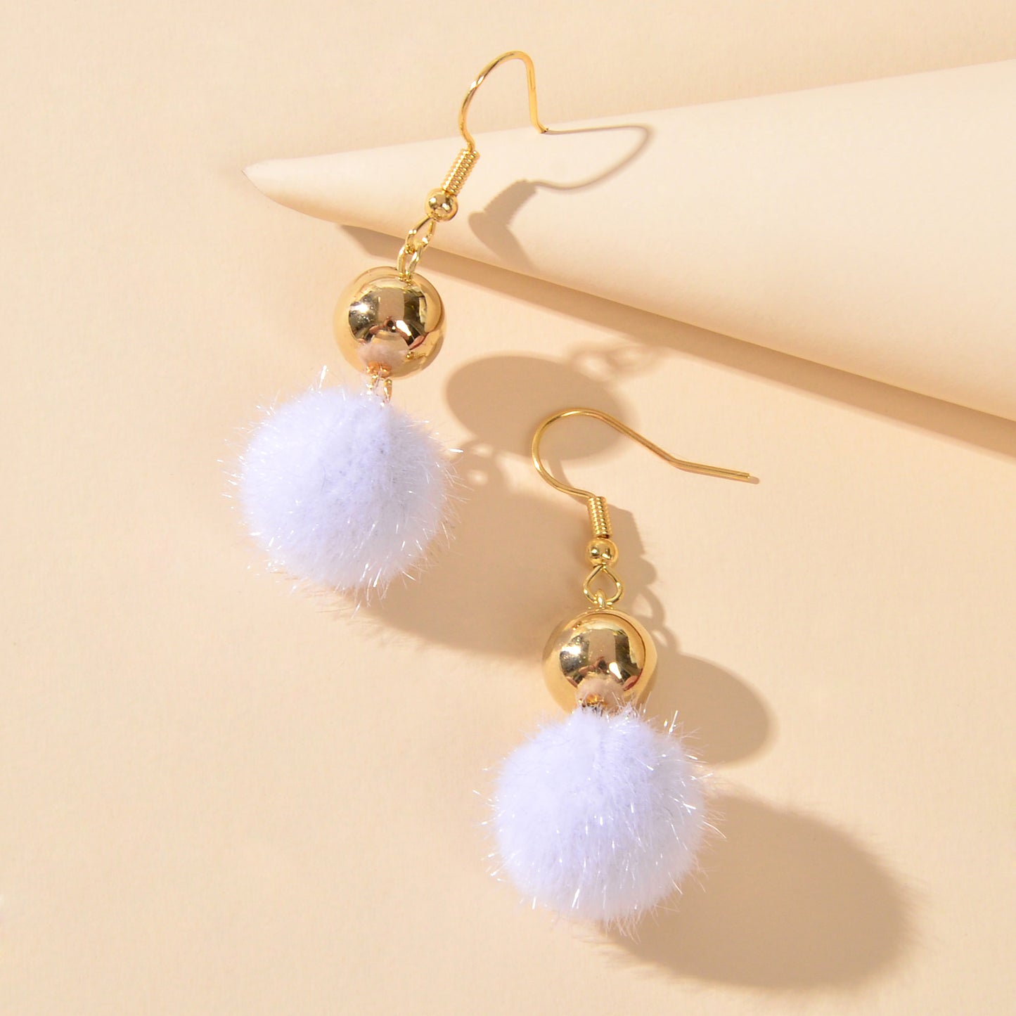 Retro Ladies Jewelry White Black Ball Dangle Earrings Party Decoration for Women