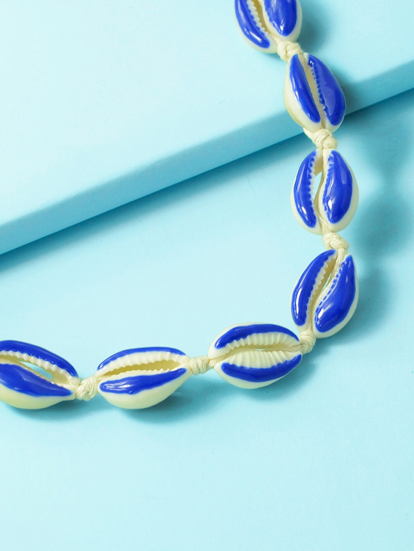 Traditional Ethnic Jewellery Handmade Colorful Shell Choker Boho Chic Necklace