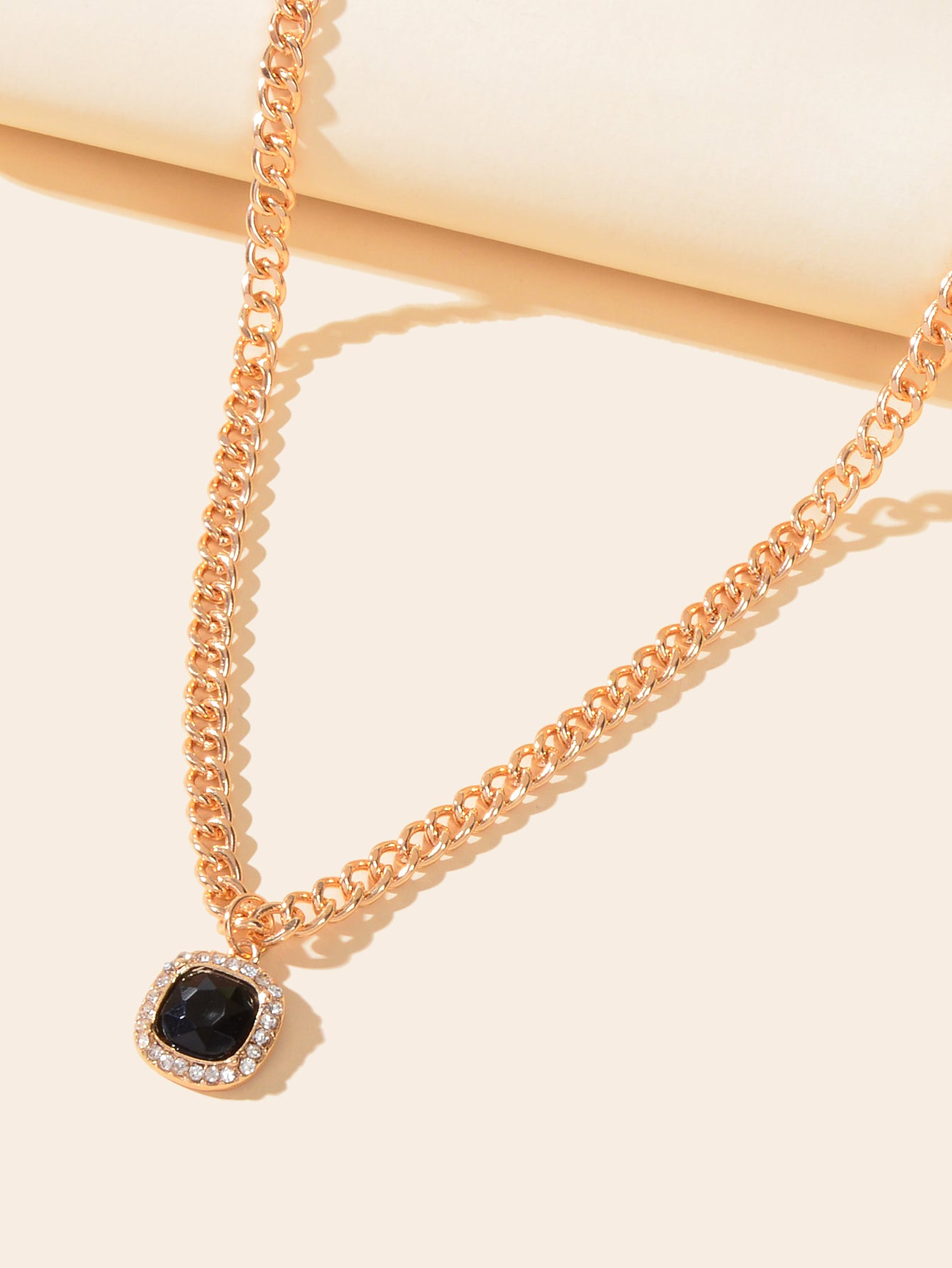 Exquisite Gold Chain Rhinestone Decor Black Square Pendant Women Dinner Necklace