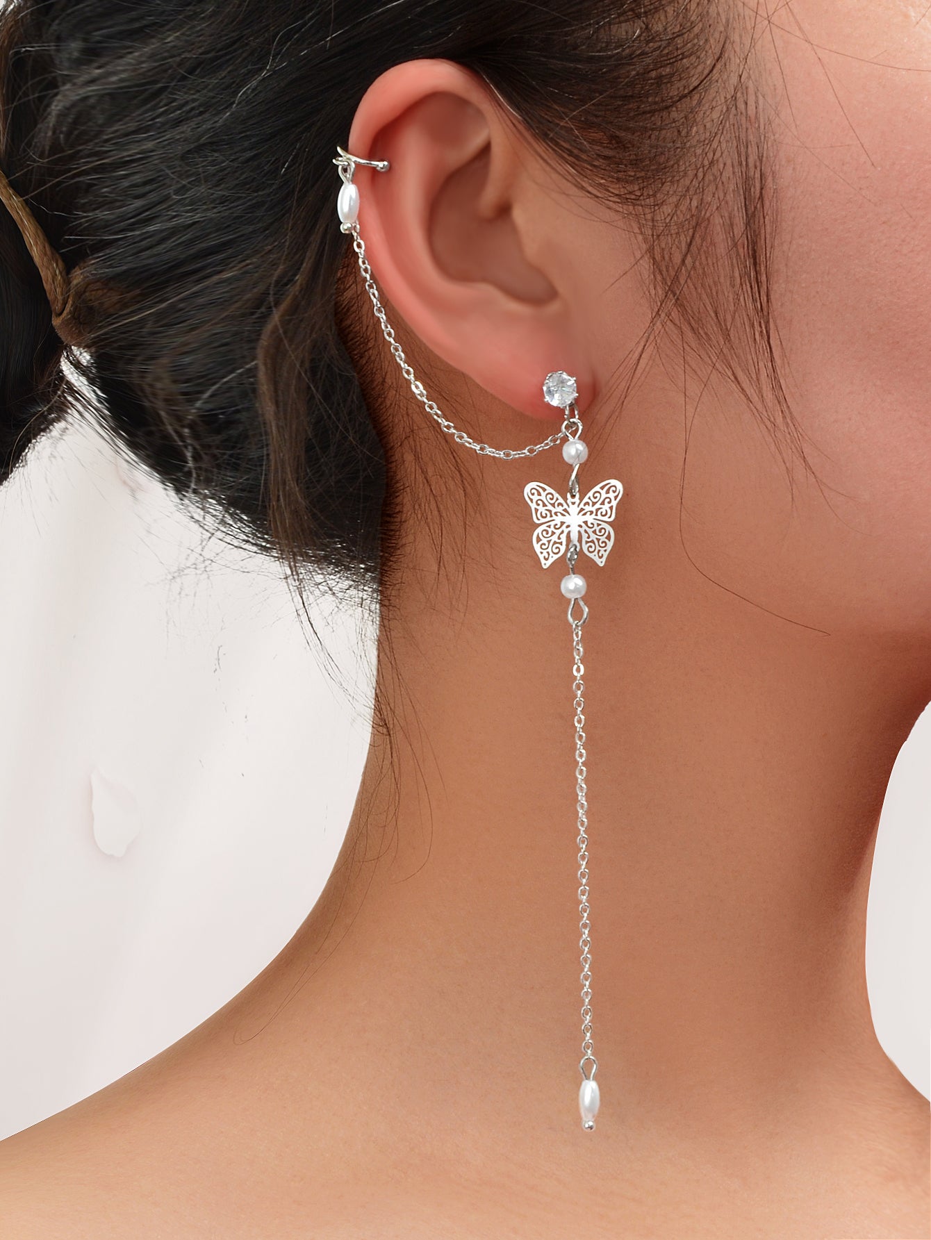 Butterfly Pendant Tassel Stud Earrings - Elegant and Whimsical Dangles Ear Clip