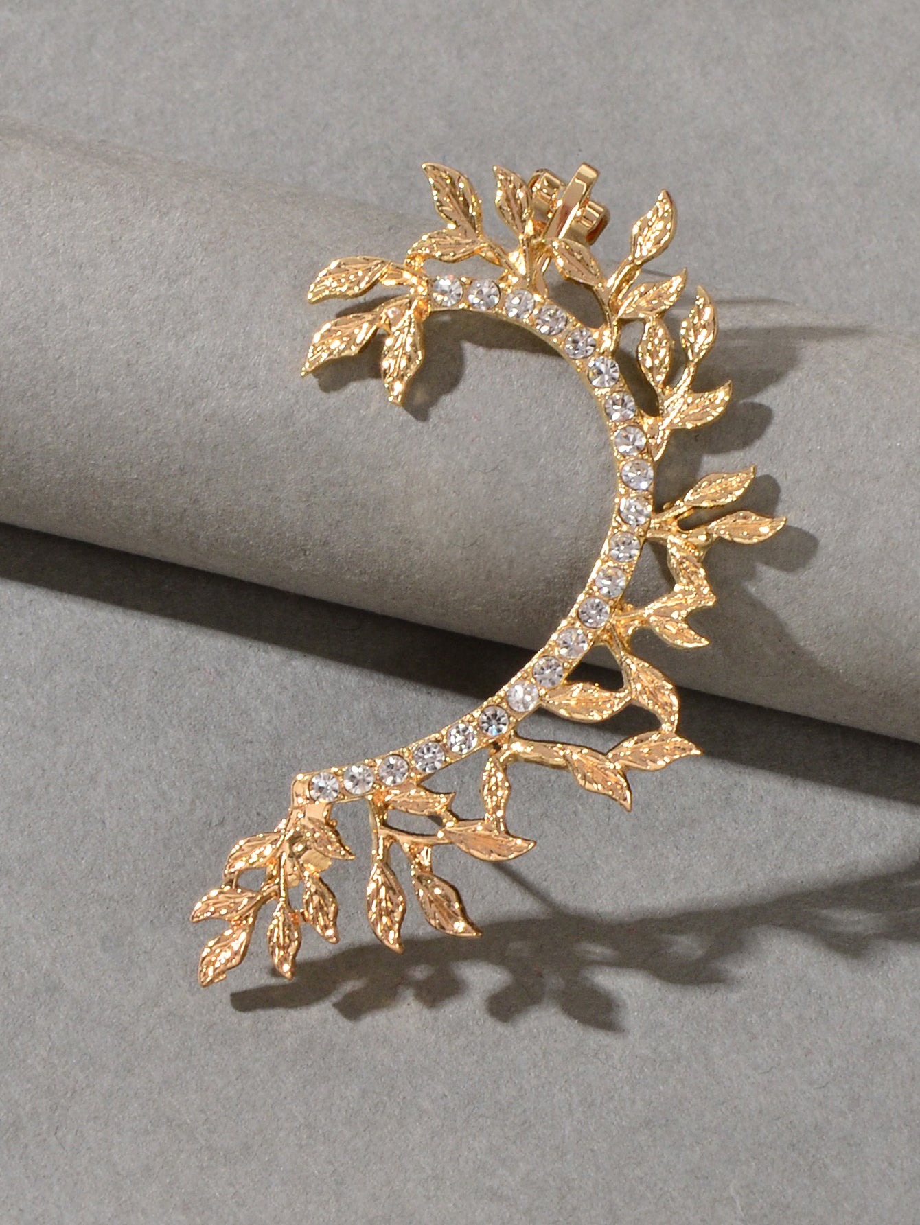 1 pc Rhinestone Decor Leaf Design Wrap Around Clip Earrings Cartilage Ear Cuff