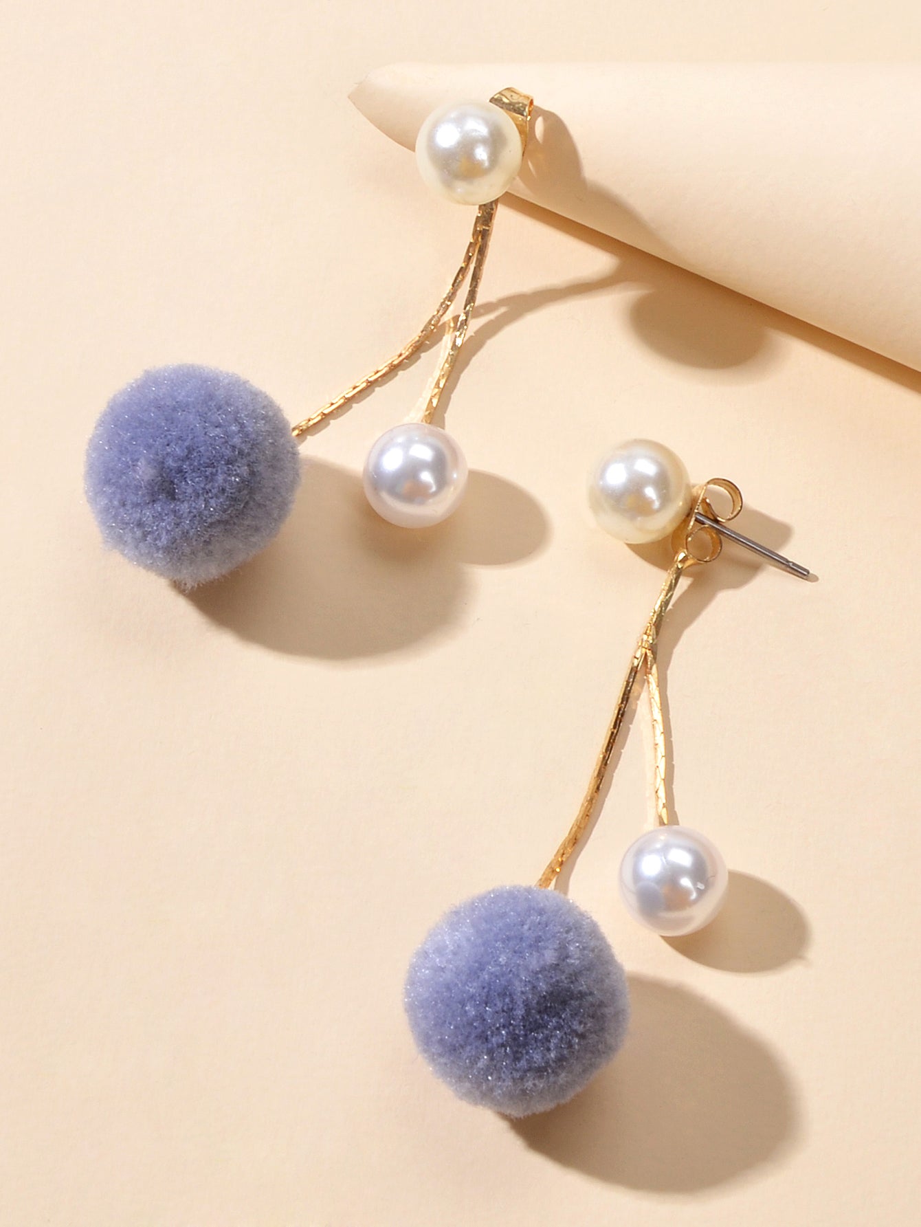 Retro Gold Chain Pearl Decor Ball Dangle Earrings Designer Jewellery Ear Jacket