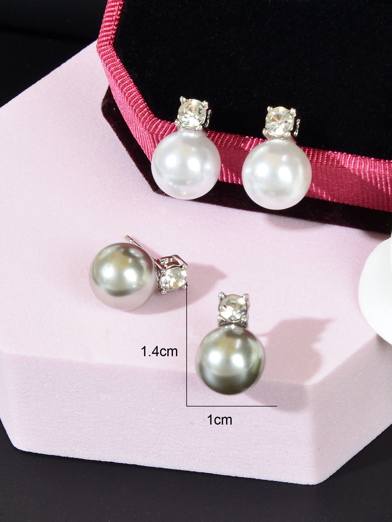 Diamond Encrusted Pearl Stud Earrings - Elegant Sparkle for Every Occasion
