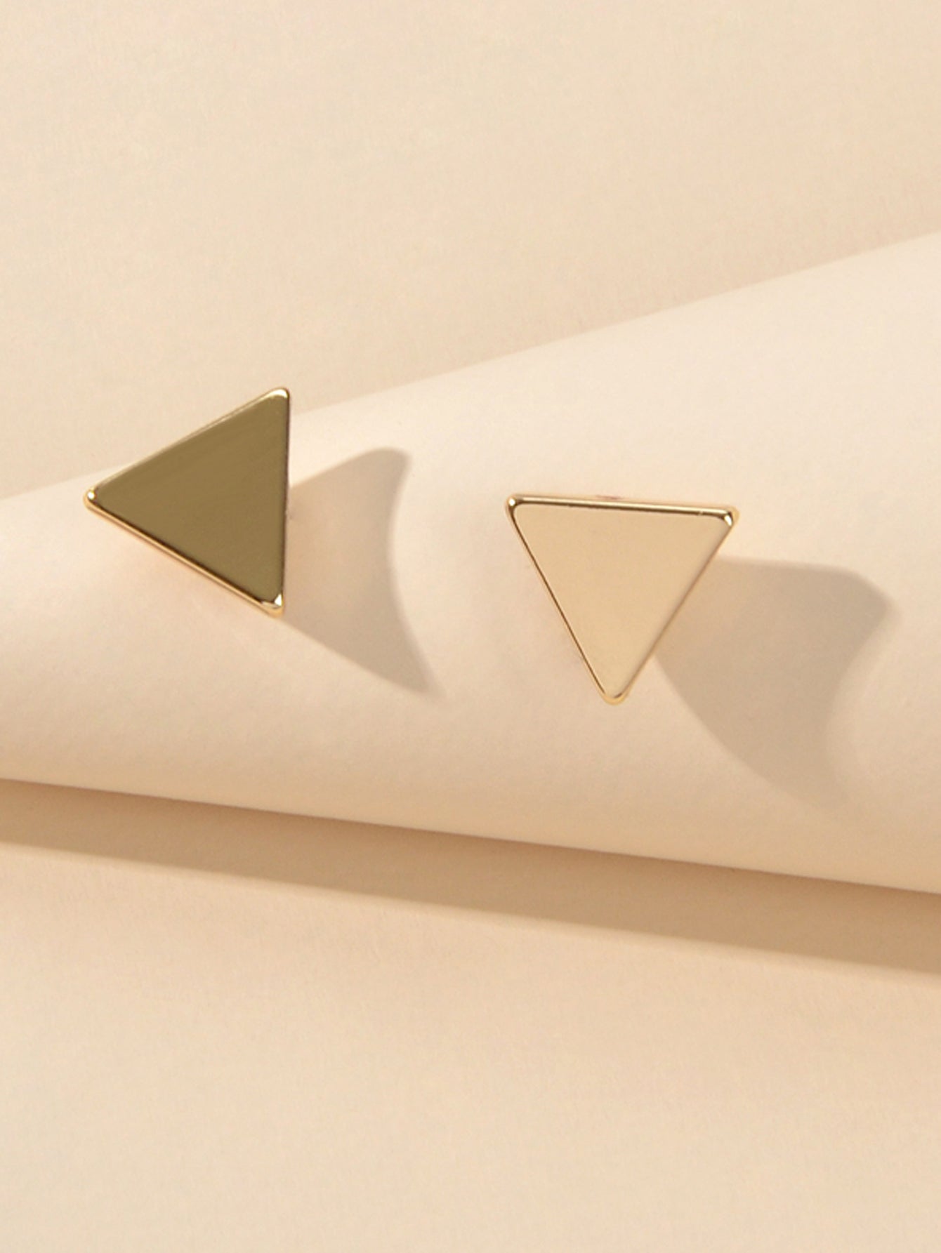 Minimalist Jewellery set Gold Chain Heartbeat Necklace and Triangle Earrings