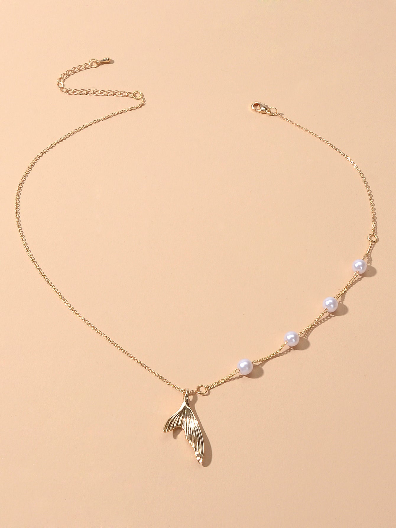 Designer Jewelry Gold Chain Pearl Mermaid Tail Pendant Clavicle Collar Necklace