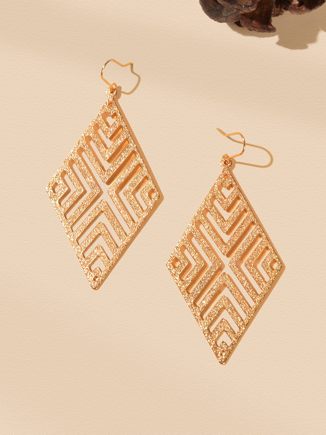 Stylish Cutout Geometric Pendant Earrings Contemporary Hollow Modern Jewellery