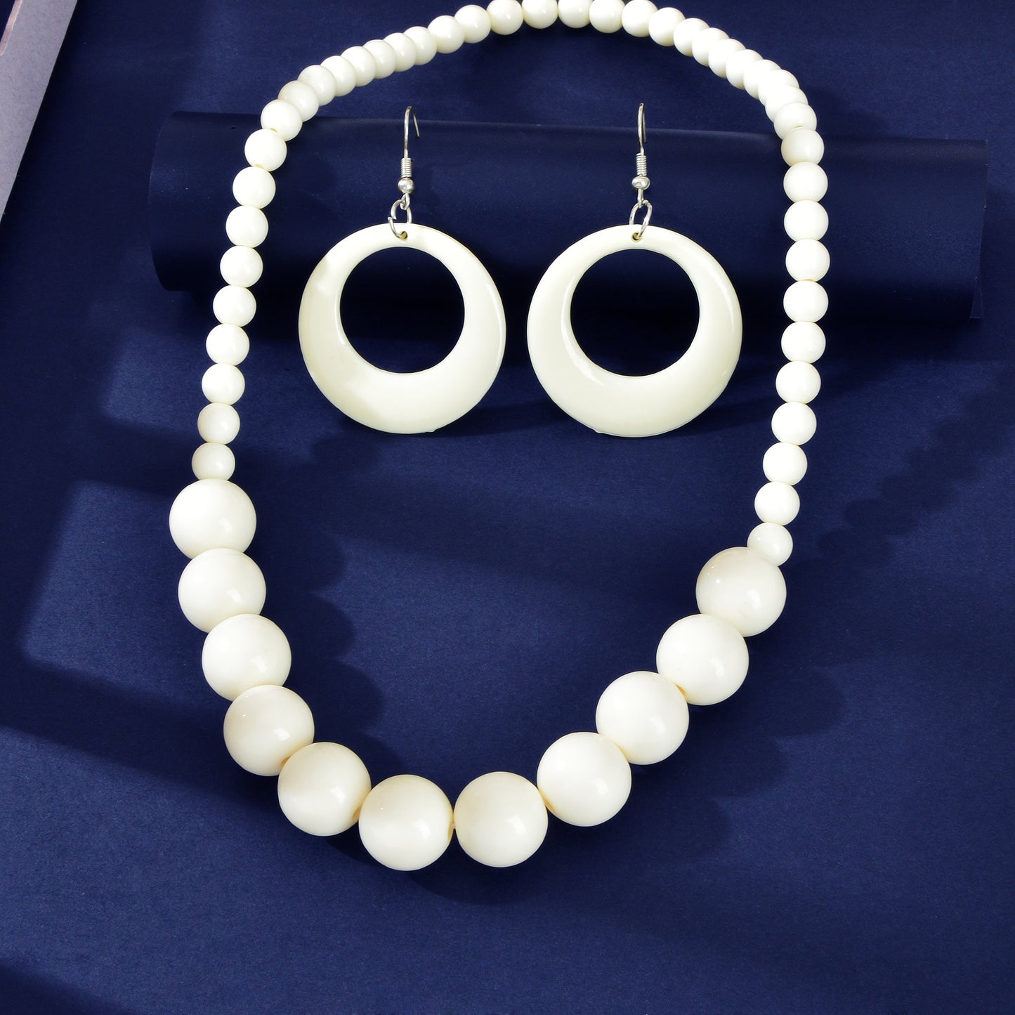 Bohemian Vacation Eye-catching Jewelry set Beads Collar Chunky Necklace and Circle Dangle Earrings Exaggerated Jewelry Set