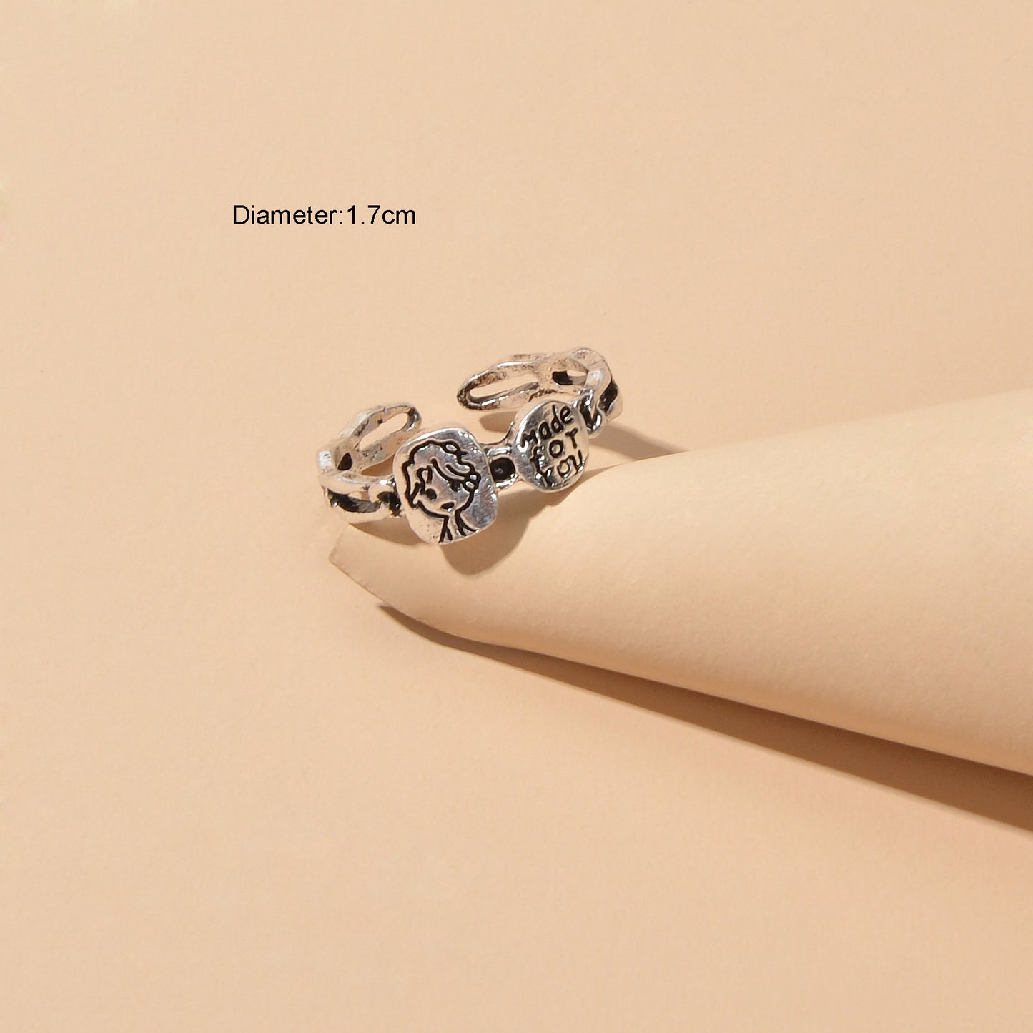 Personality Creative Antqiue Silver Carved Portrait Letter Open Cuff Cool Ring