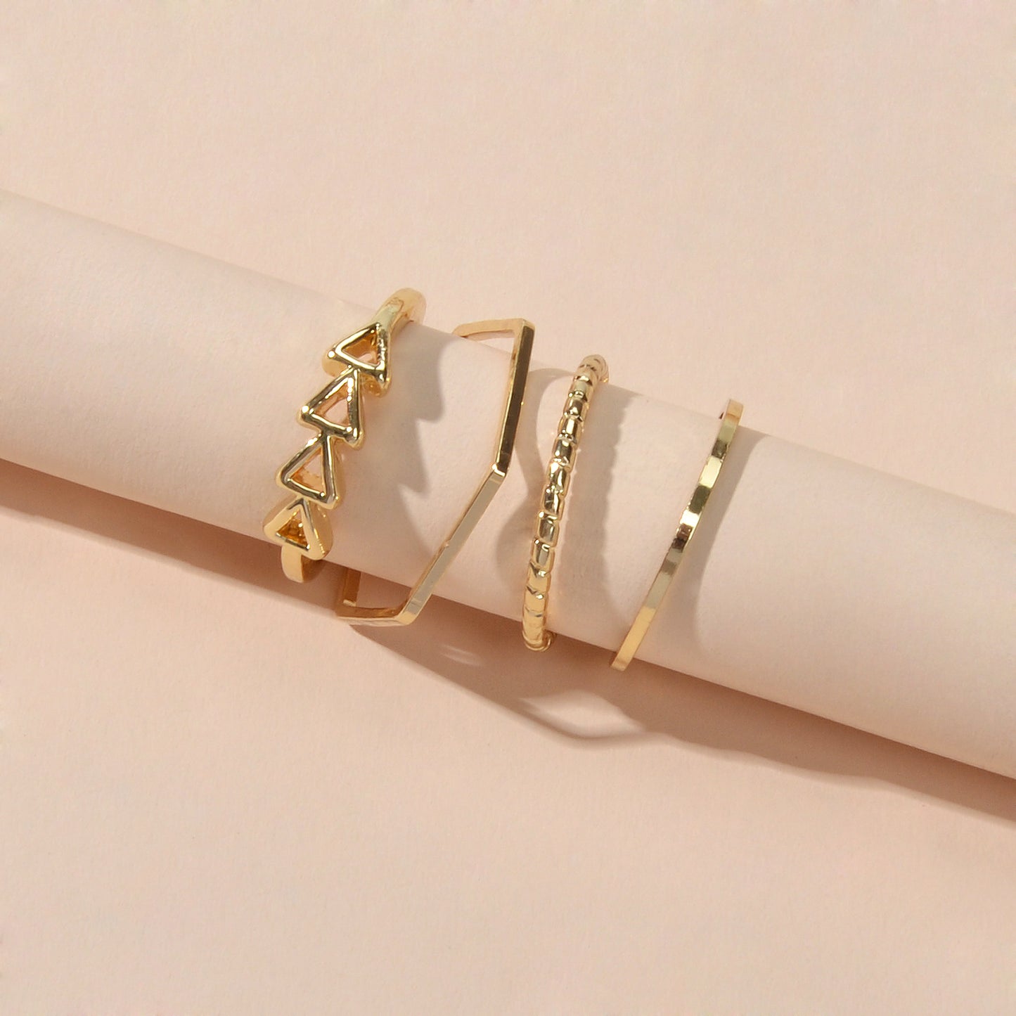 Multiple 4 pcs Metal Triangle Minimalist Knuckle Letter Midi Finger Rings Set