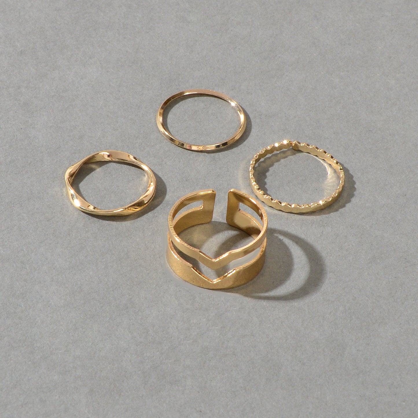 4 pcs Party Gold Silver Metal Geometric Multiple Stackable Midi Punk Finger Rings Set