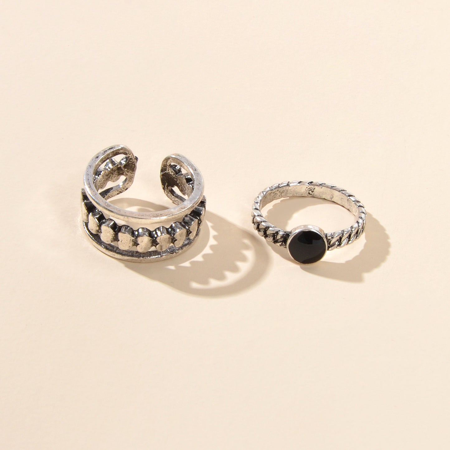 2pcs Oxidized Intricate Antique Silver Black Heart Stackable Multiple Ring Set