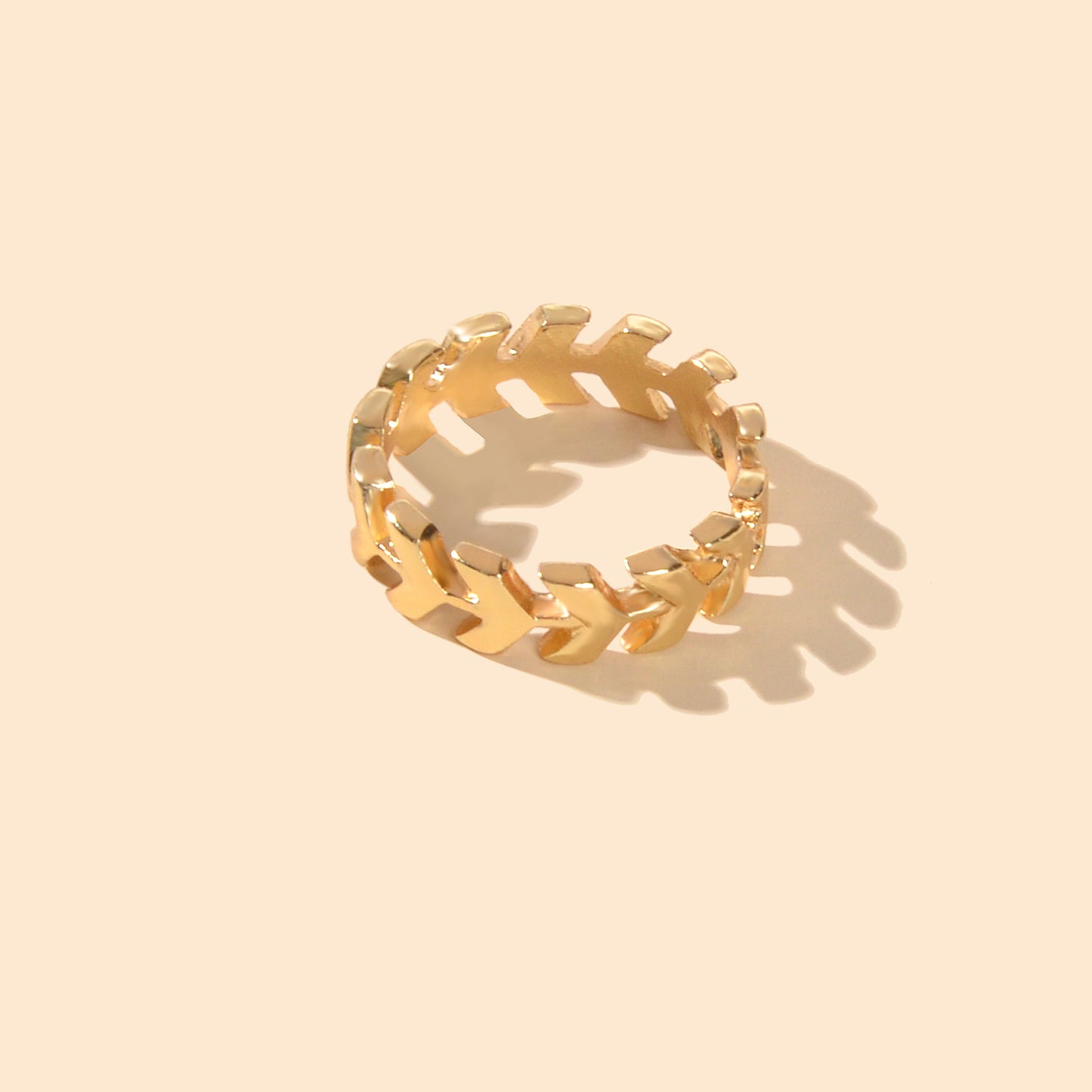Designer Jewellery Gold Metal Finish Arrow Simple Finger Ring for Party Fesvital