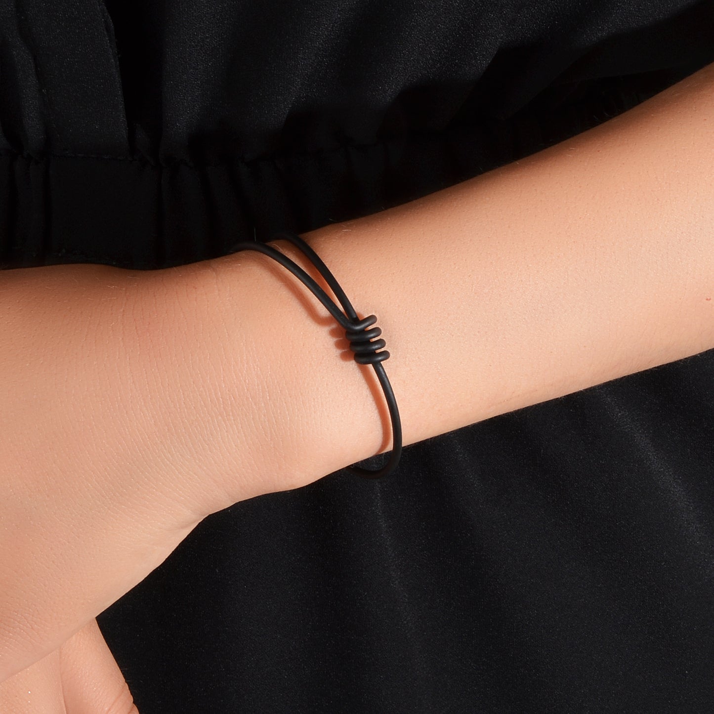 Minimalist Geometric Design Simple Delicate Thin Wrist Open Cuff Bangle Bracelet