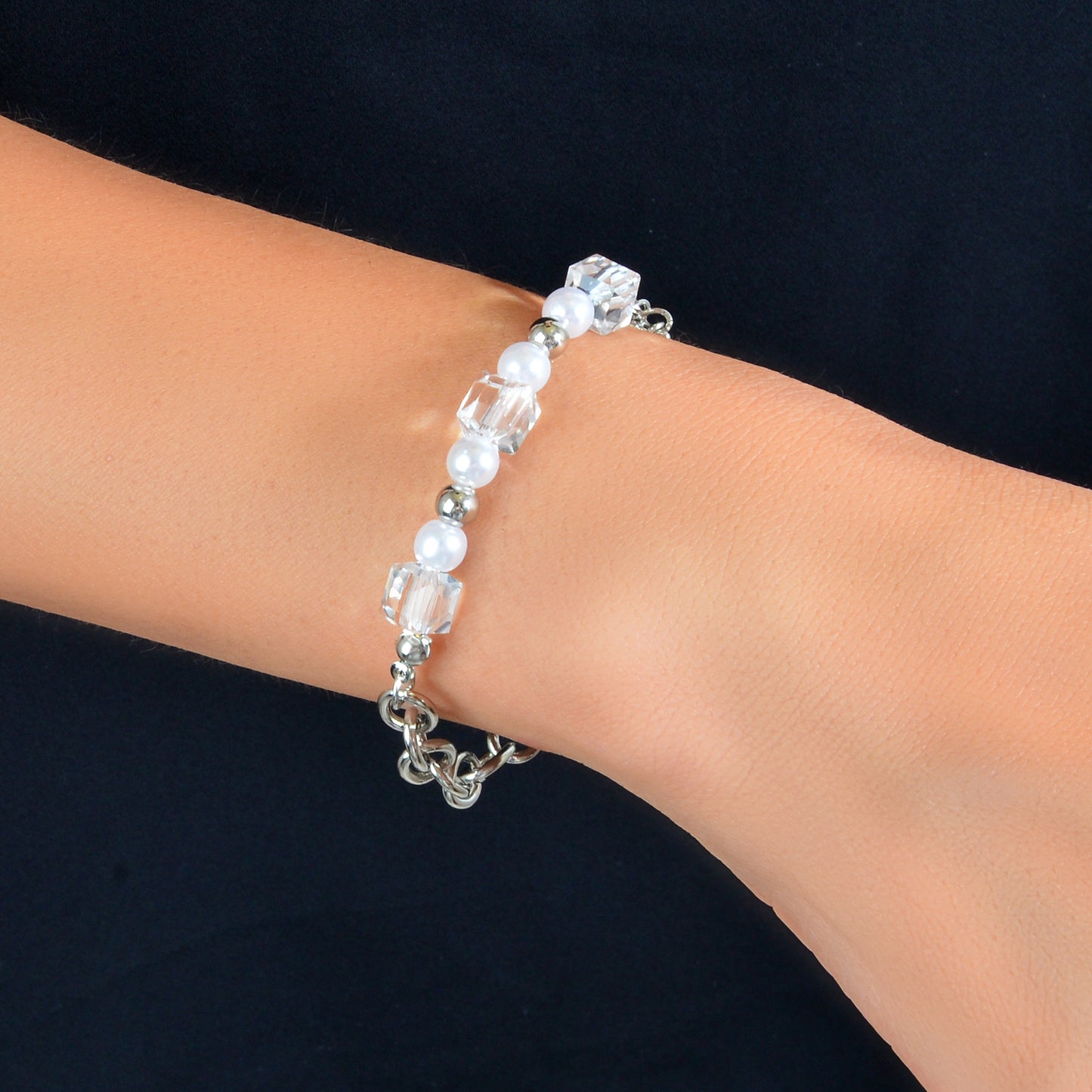 Trendy Accessories Transparent Beads Pearl Silver Chain Bracelet Female Jewelry