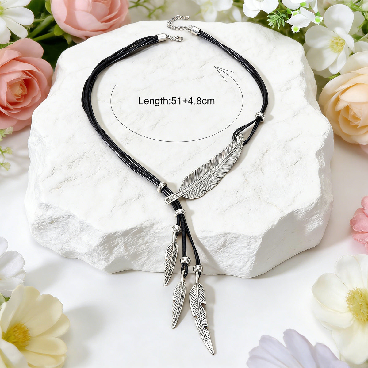 1pc Western Bohemian Black PU Rope Handmade Antique Silver gold Feather Pendant Necklace Women Holiday Jewelry